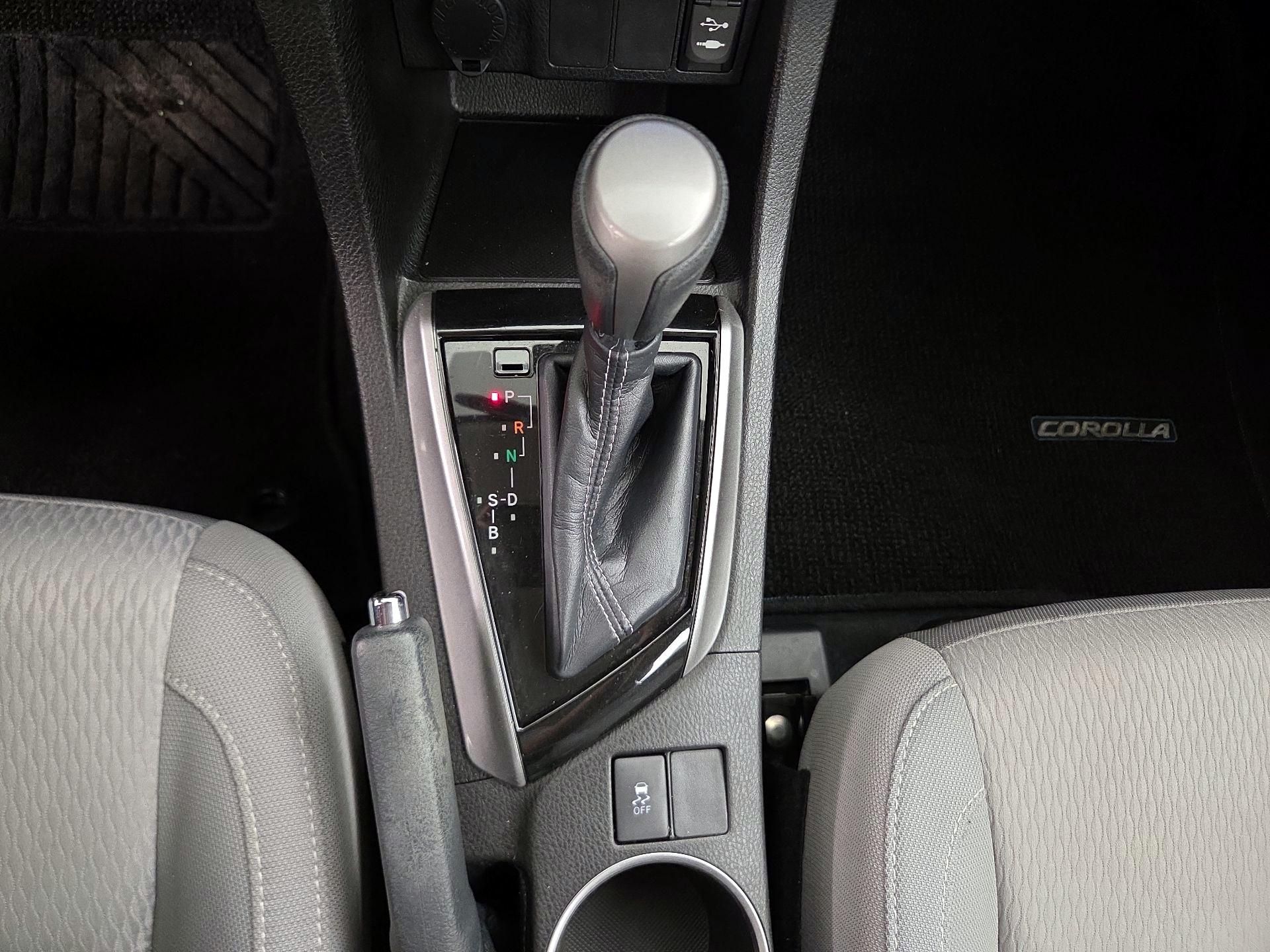 Thumbnail: 2014 Toyota Corolla - 17