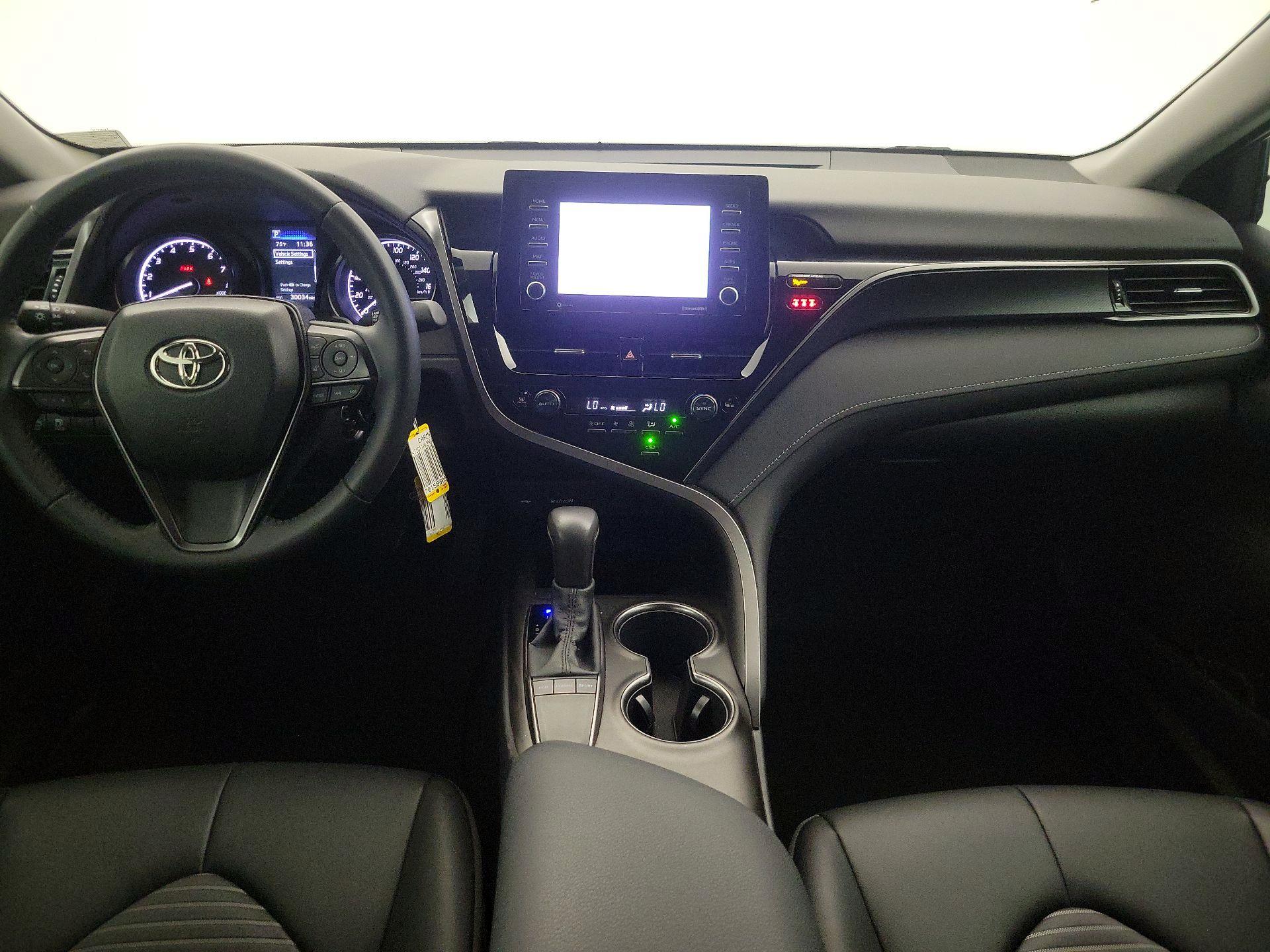 Thumbnail: 2022 Toyota Camry - 9