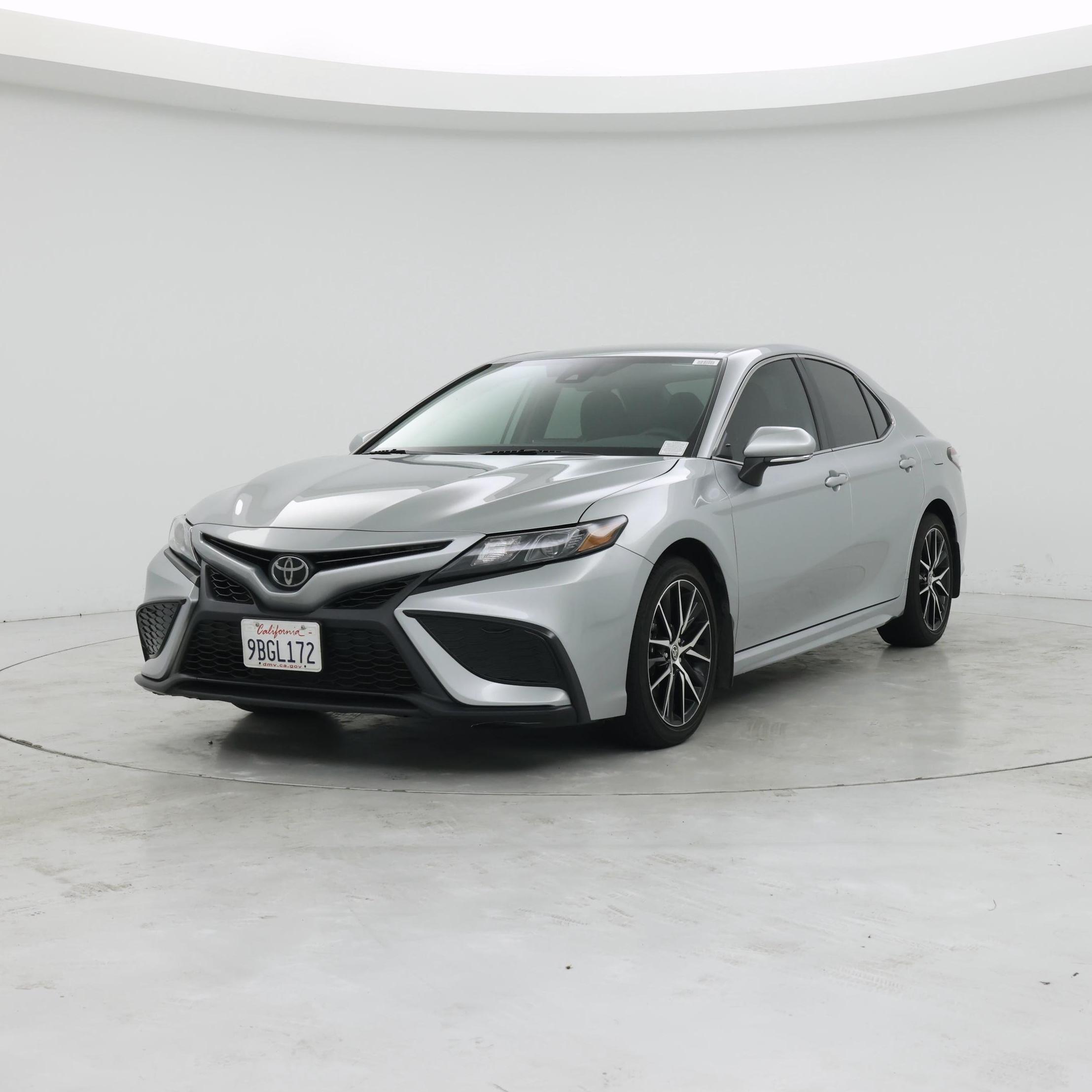 Thumbnail: 2022 Toyota Camry - 4