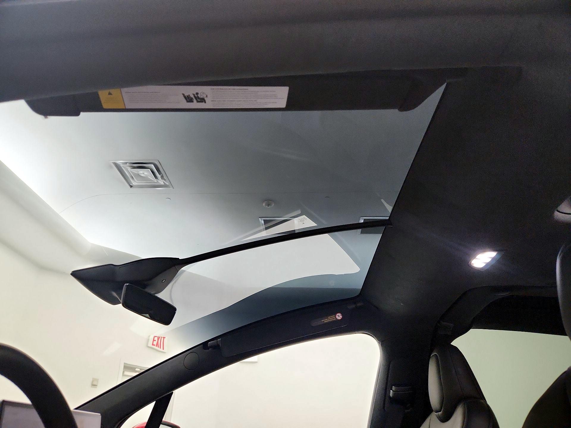 Thumbnail: 2023 Tesla Model X - 18