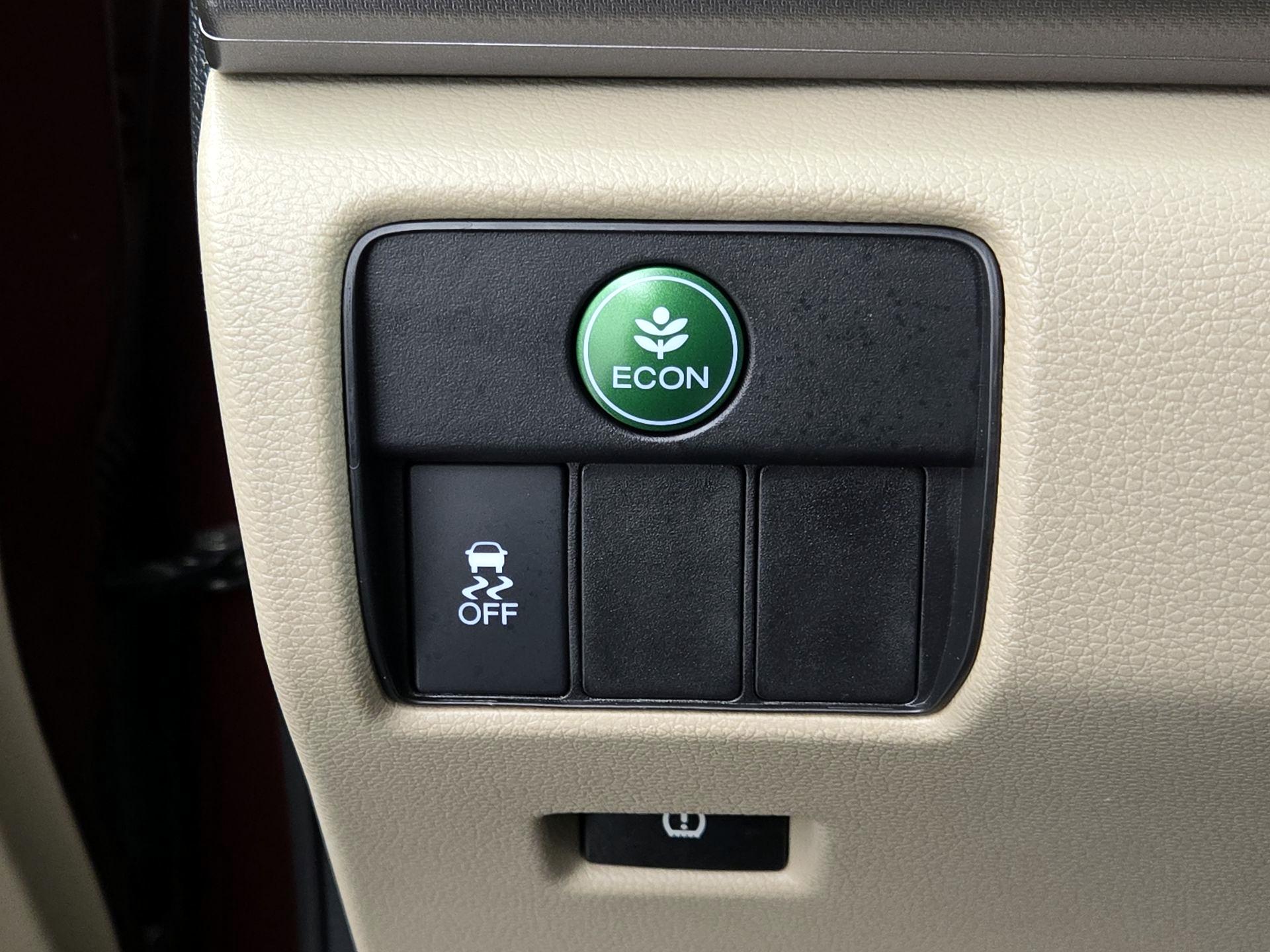 Thumbnail: 2014 Honda Accord - 13