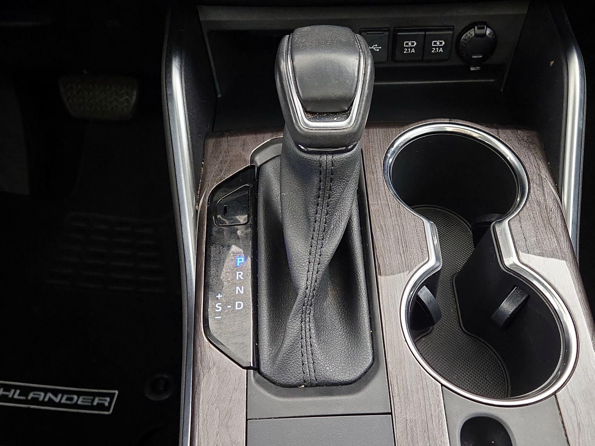 Thumbnail: 2021 Toyota Highlander - 18