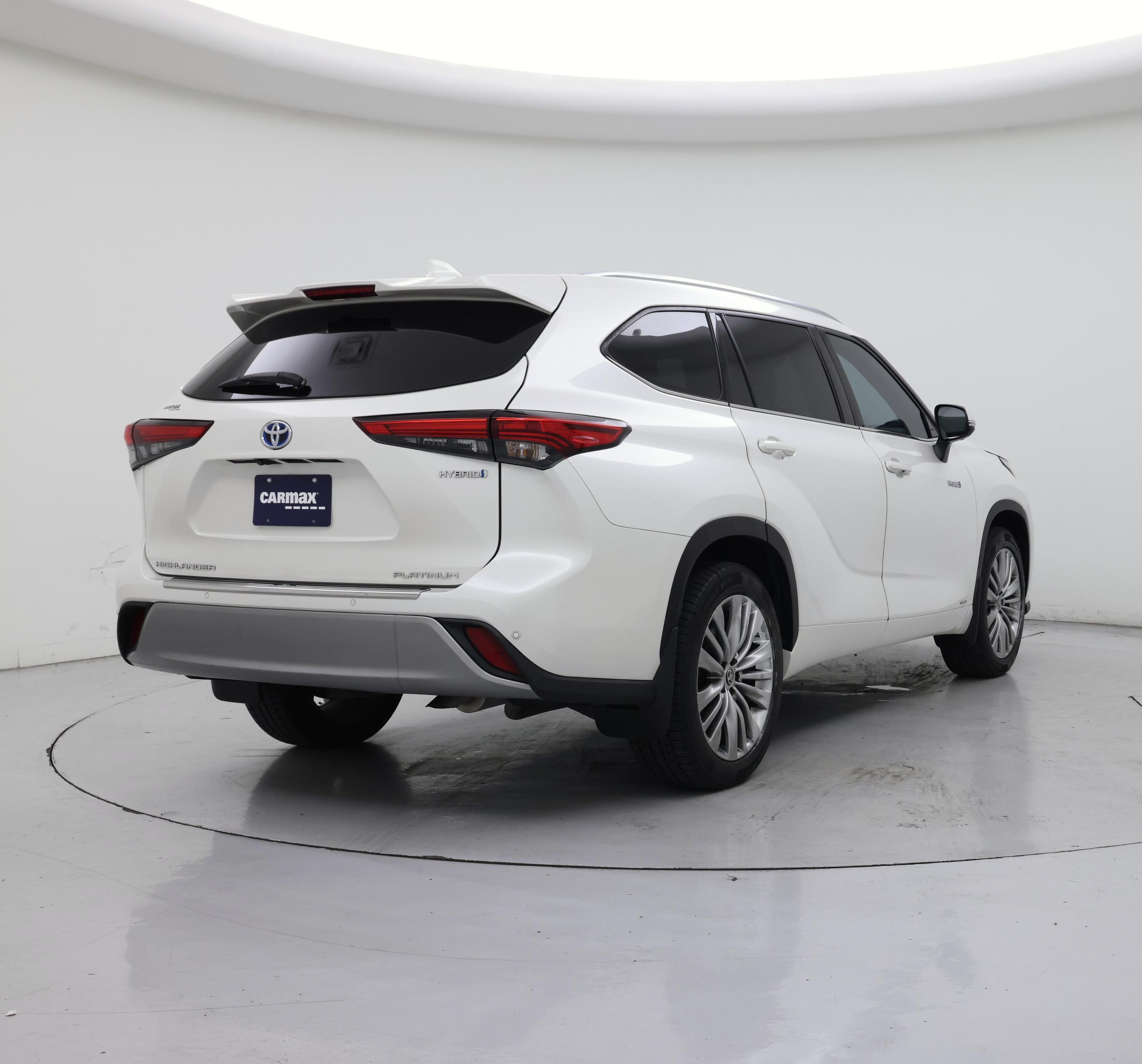 Thumbnail: 2021 Toyota Highlander - 8