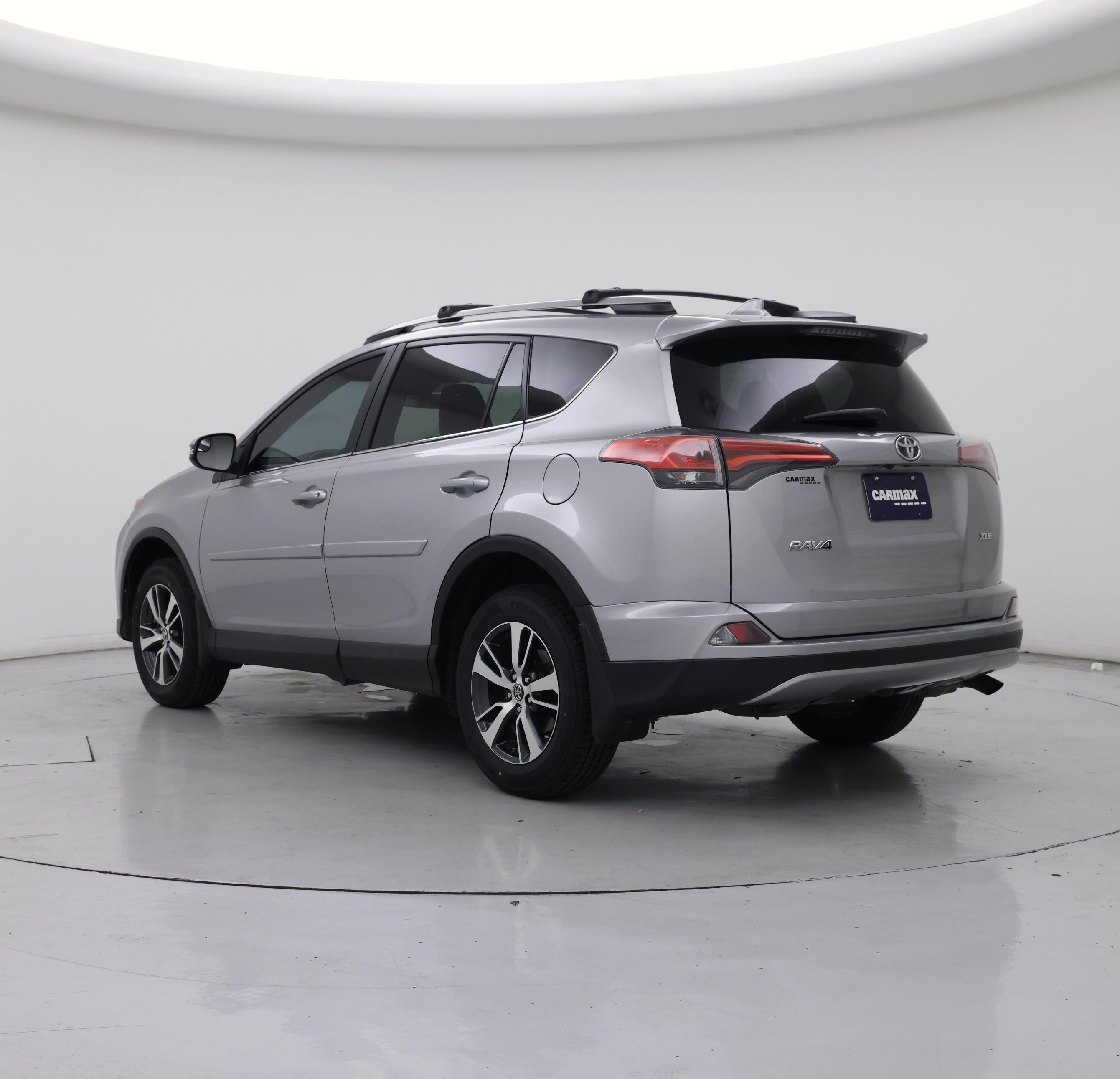 Thumbnail: 2017 Toyota RAV4 - 2