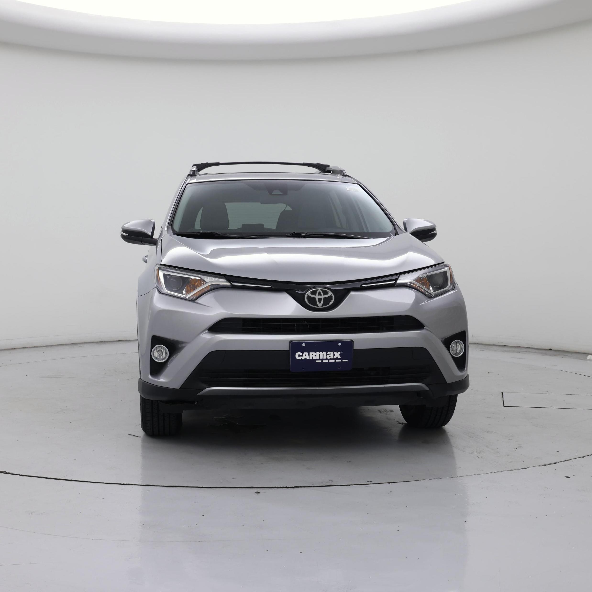 Thumbnail: 2017 Toyota RAV4 - 5