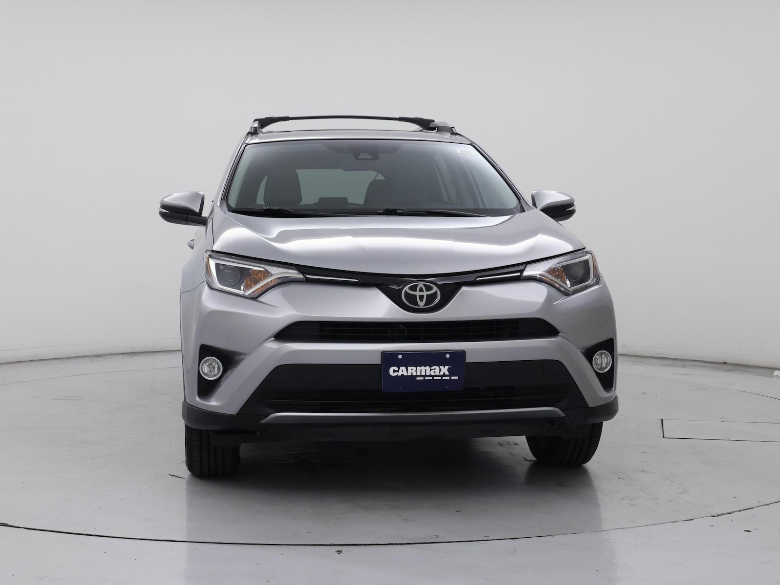 2017 Toyota RAV4 XLE - Photo 6