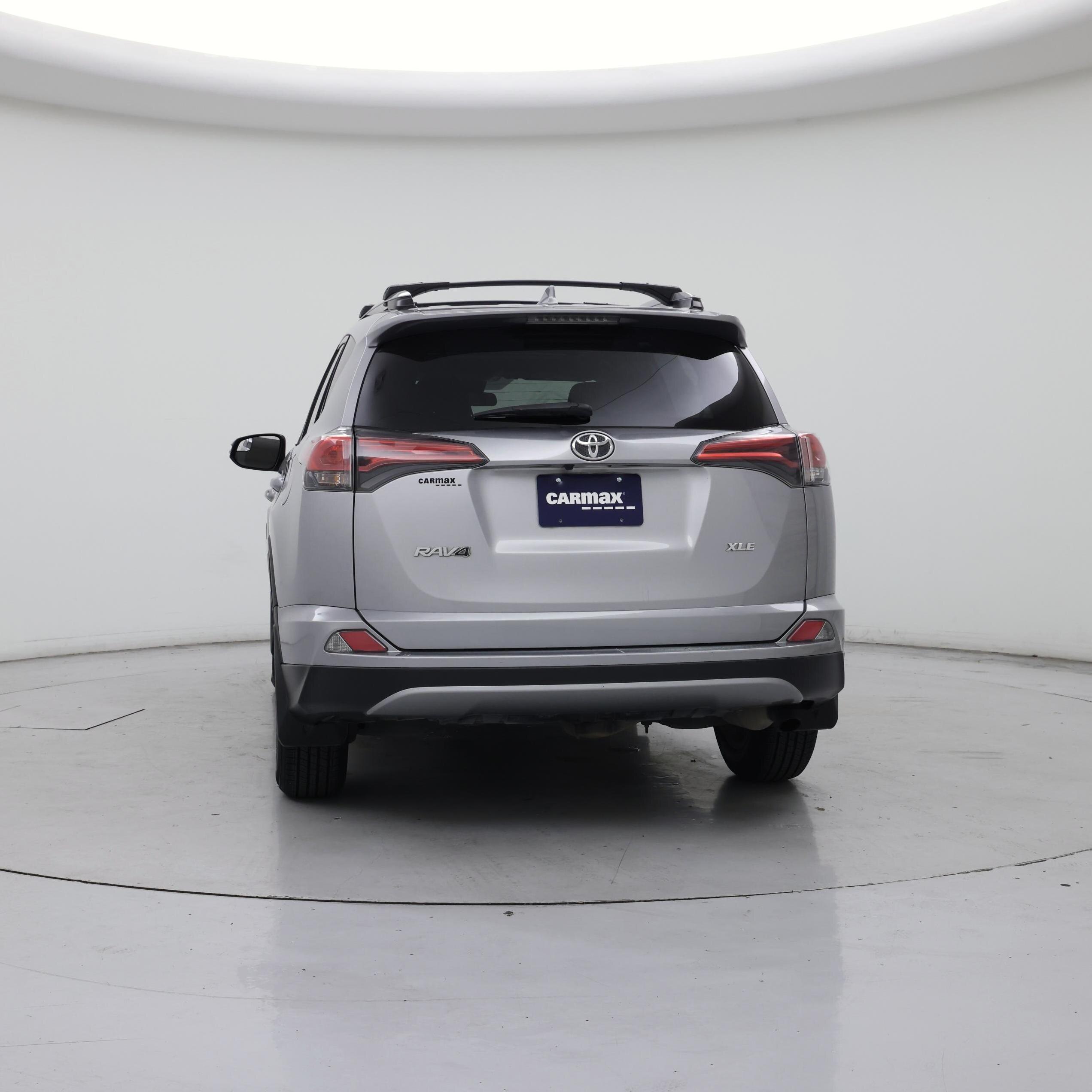 Thumbnail: 2017 Toyota RAV4 - 6