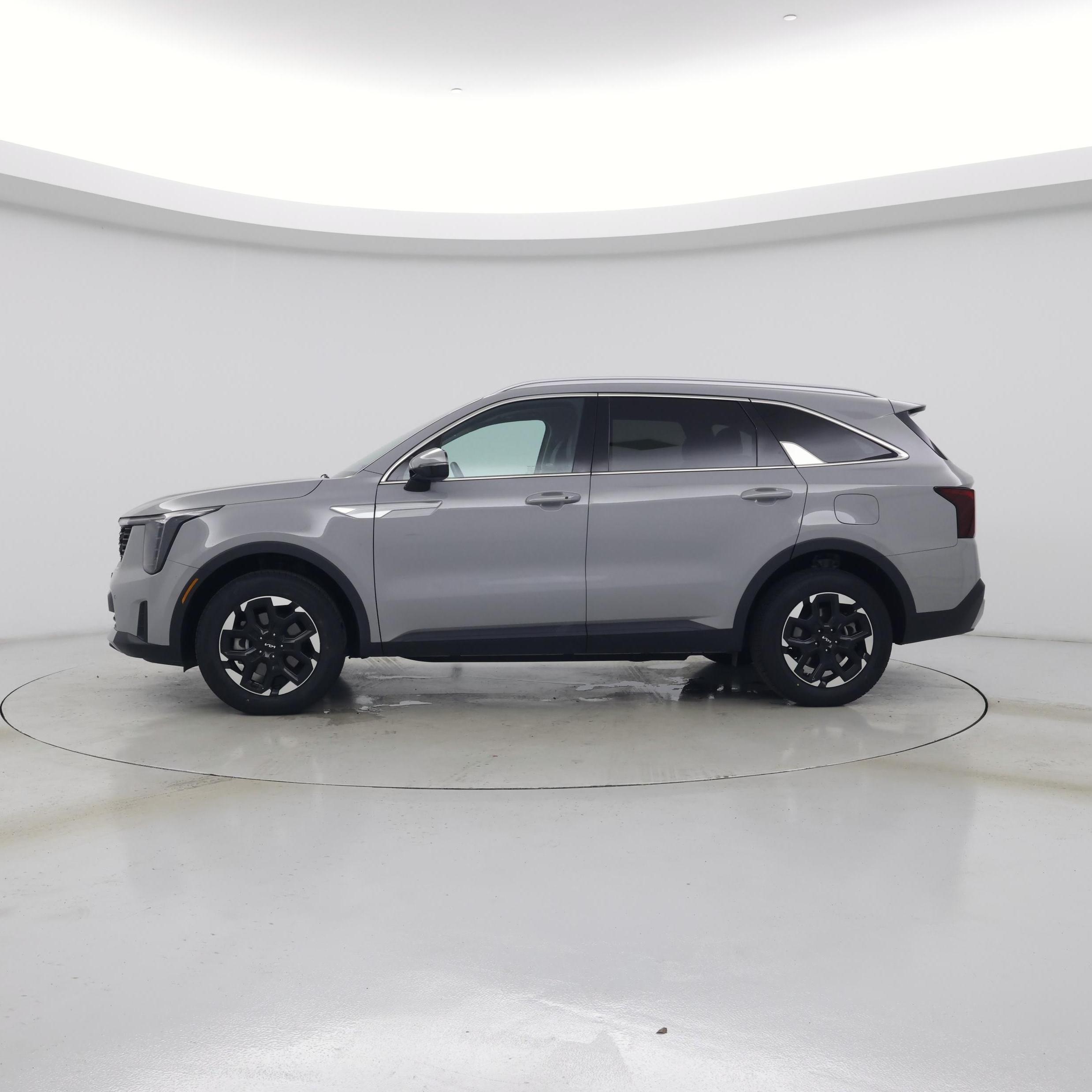 Thumbnail: 2025 Kia Sorento - 3