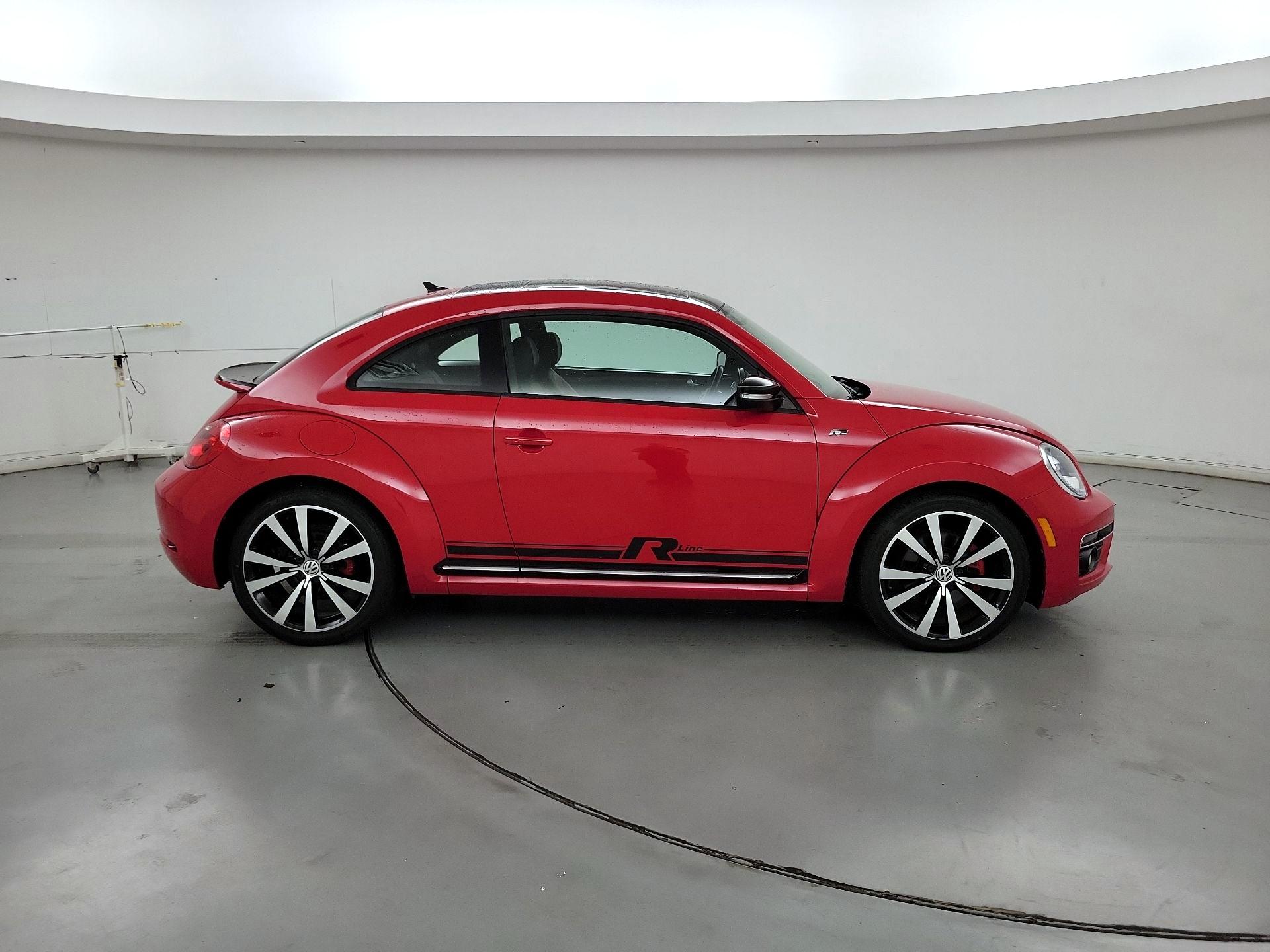 Thumbnail: 2014 Volkswagen Beetle - 4