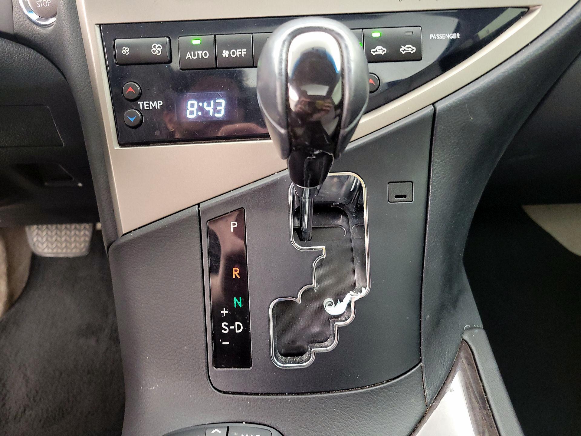 Thumbnail: 2015 Lexus RX - 17