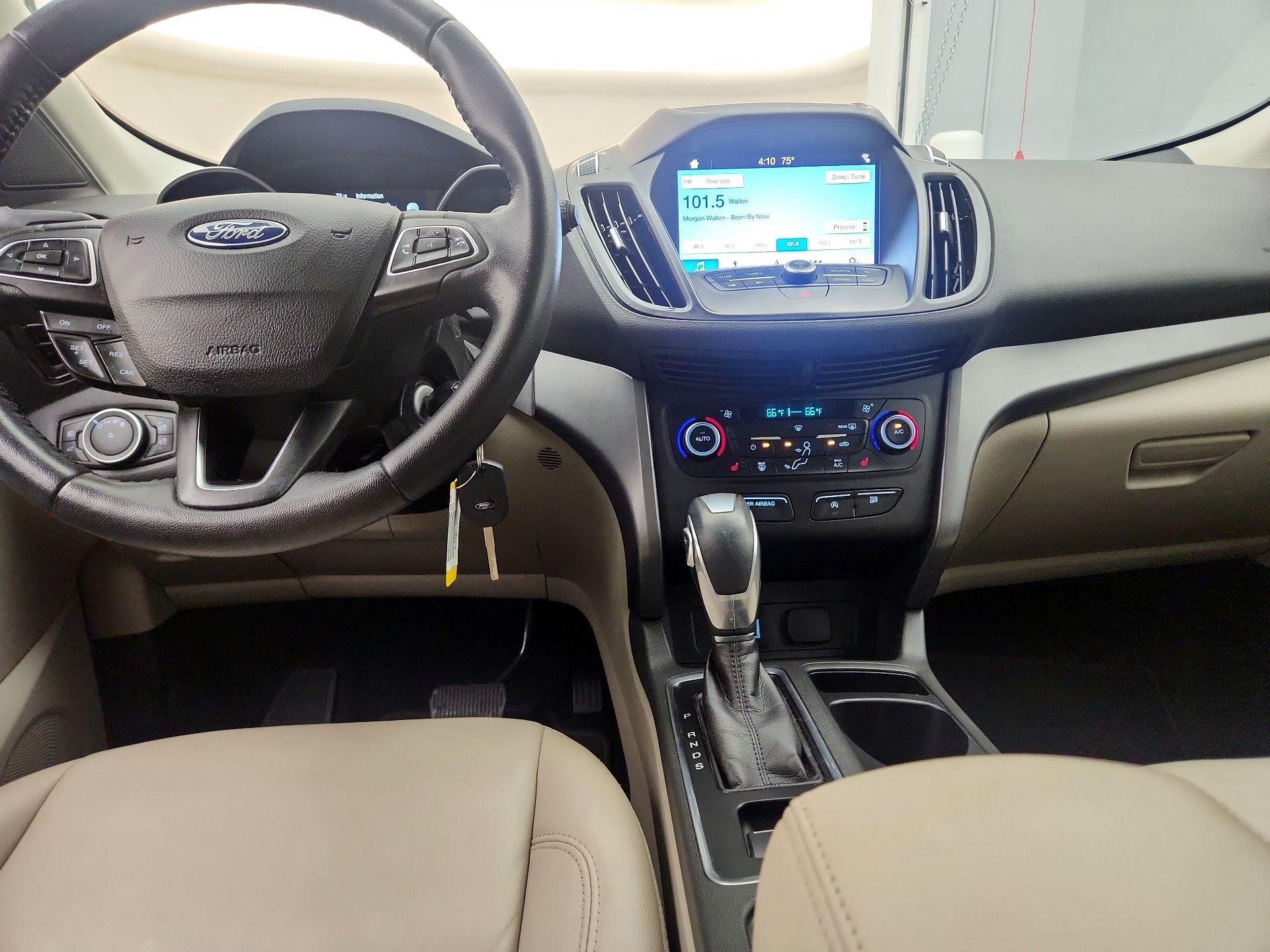 Thumbnail: 2018 Ford Escape - 9