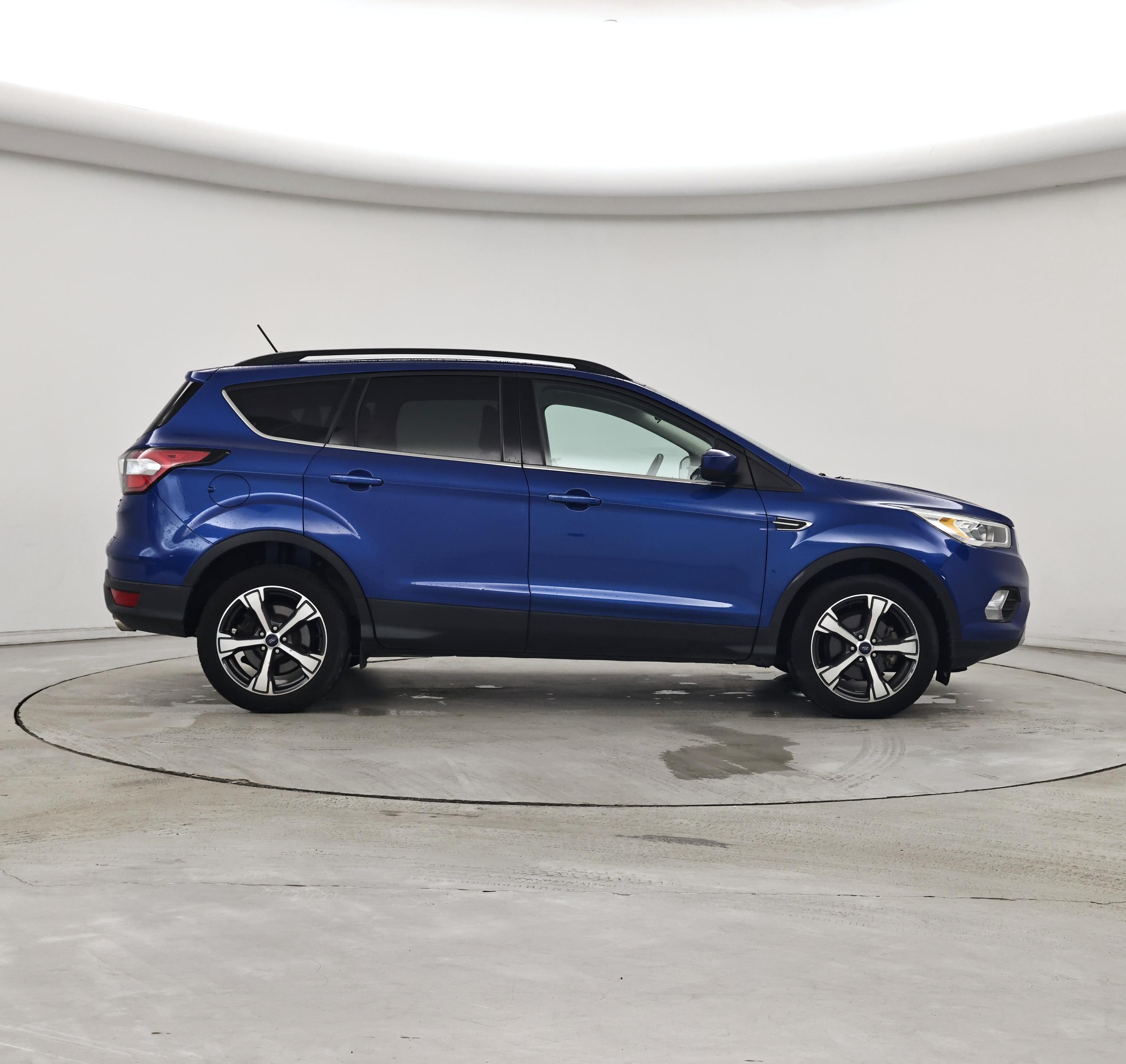 Thumbnail: 2018 Ford Escape - 7