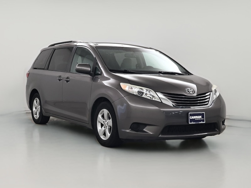 2016 Toyota Sienna LE
