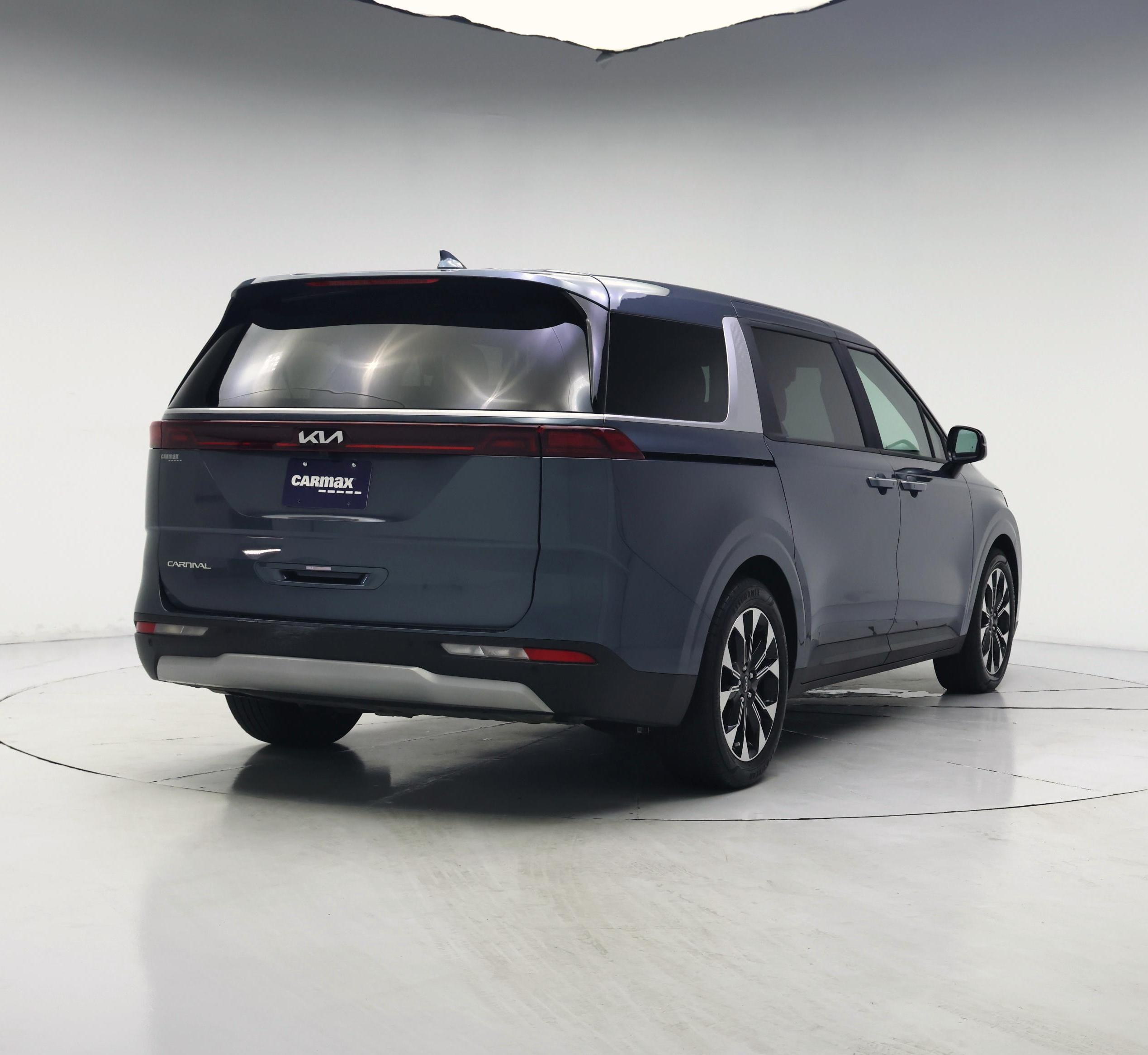 Thumbnail: 2024 Kia Carnival - 8