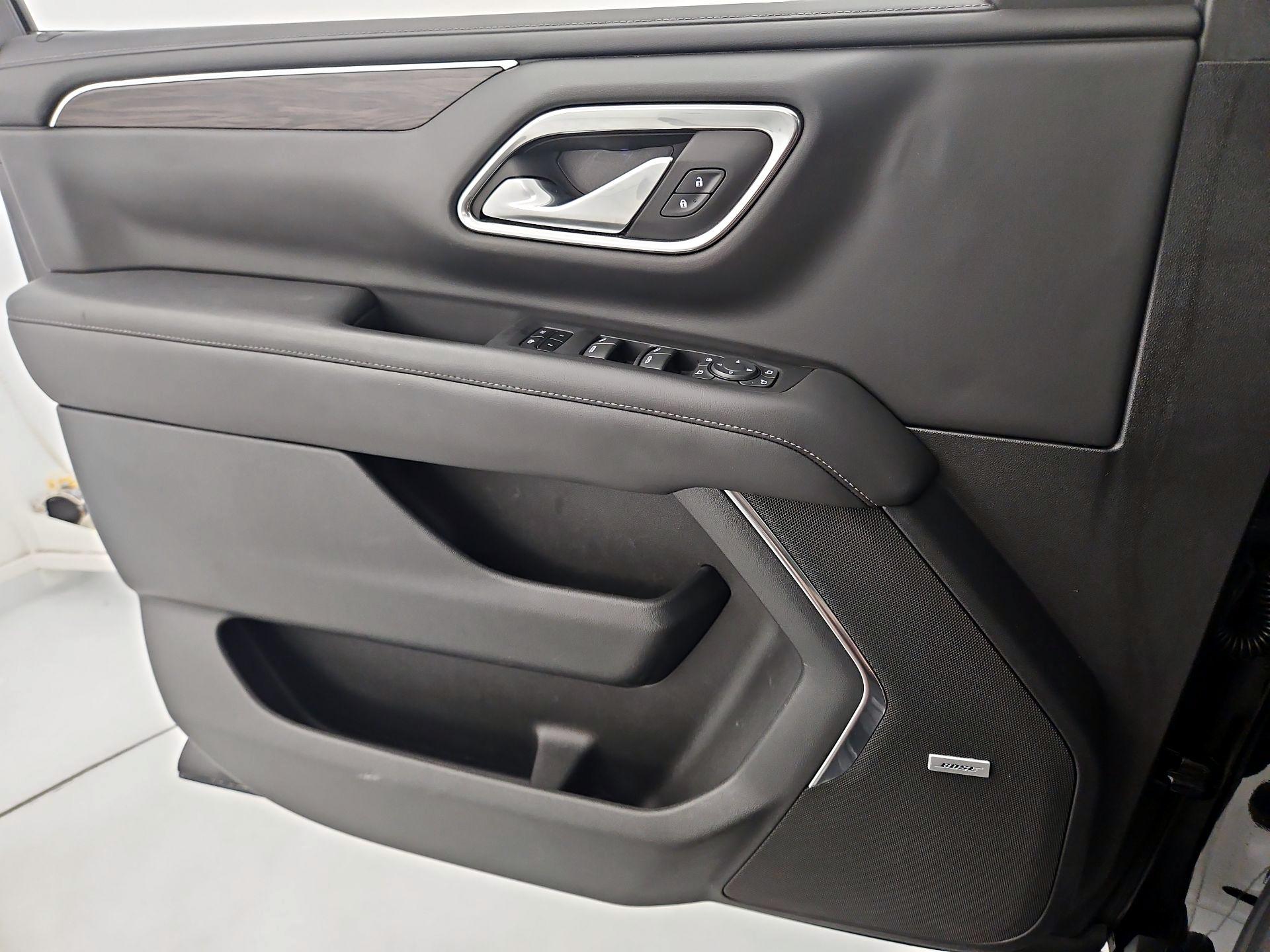 Thumbnail: 2022 Chevrolet Tahoe - 12