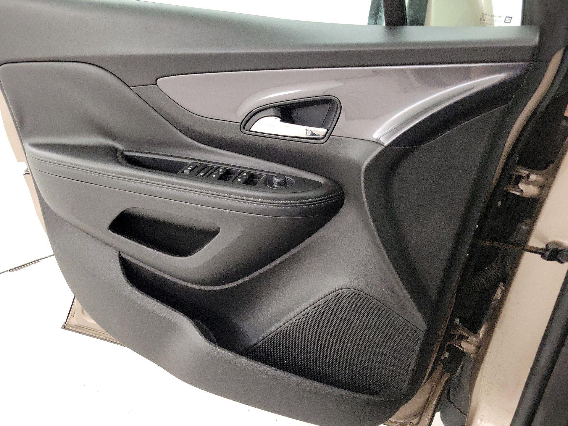 Thumbnail: 2019 Buick Encore - 12