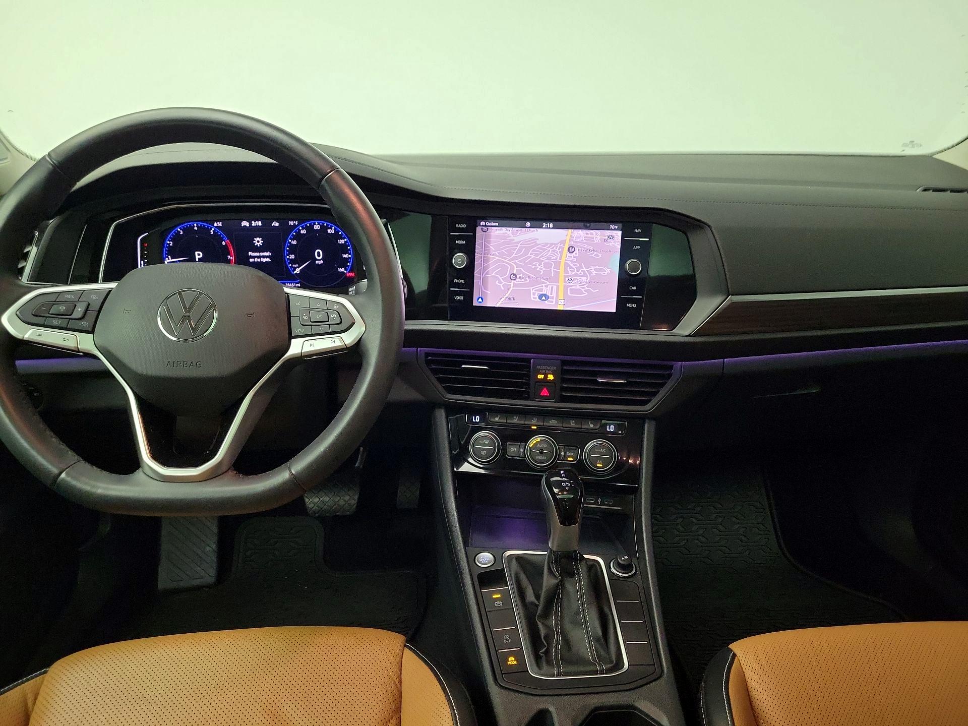 Thumbnail: 2024 Volkswagen Jetta - 9