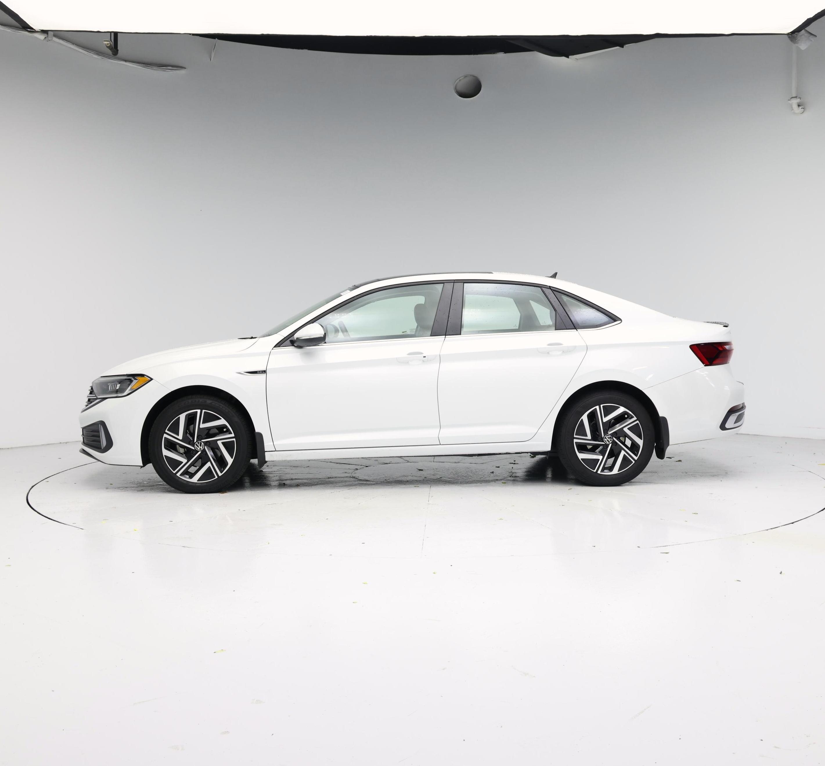 Thumbnail: 2024 Volkswagen Jetta - 3