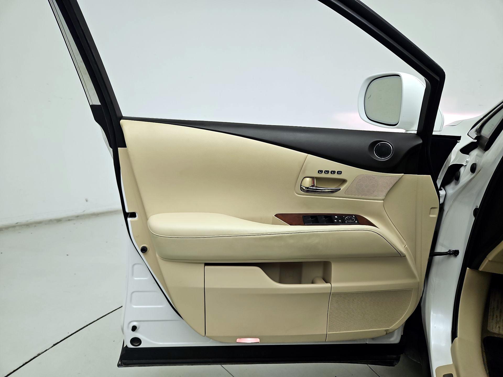 Thumbnail: 2015 Lexus RX - 12