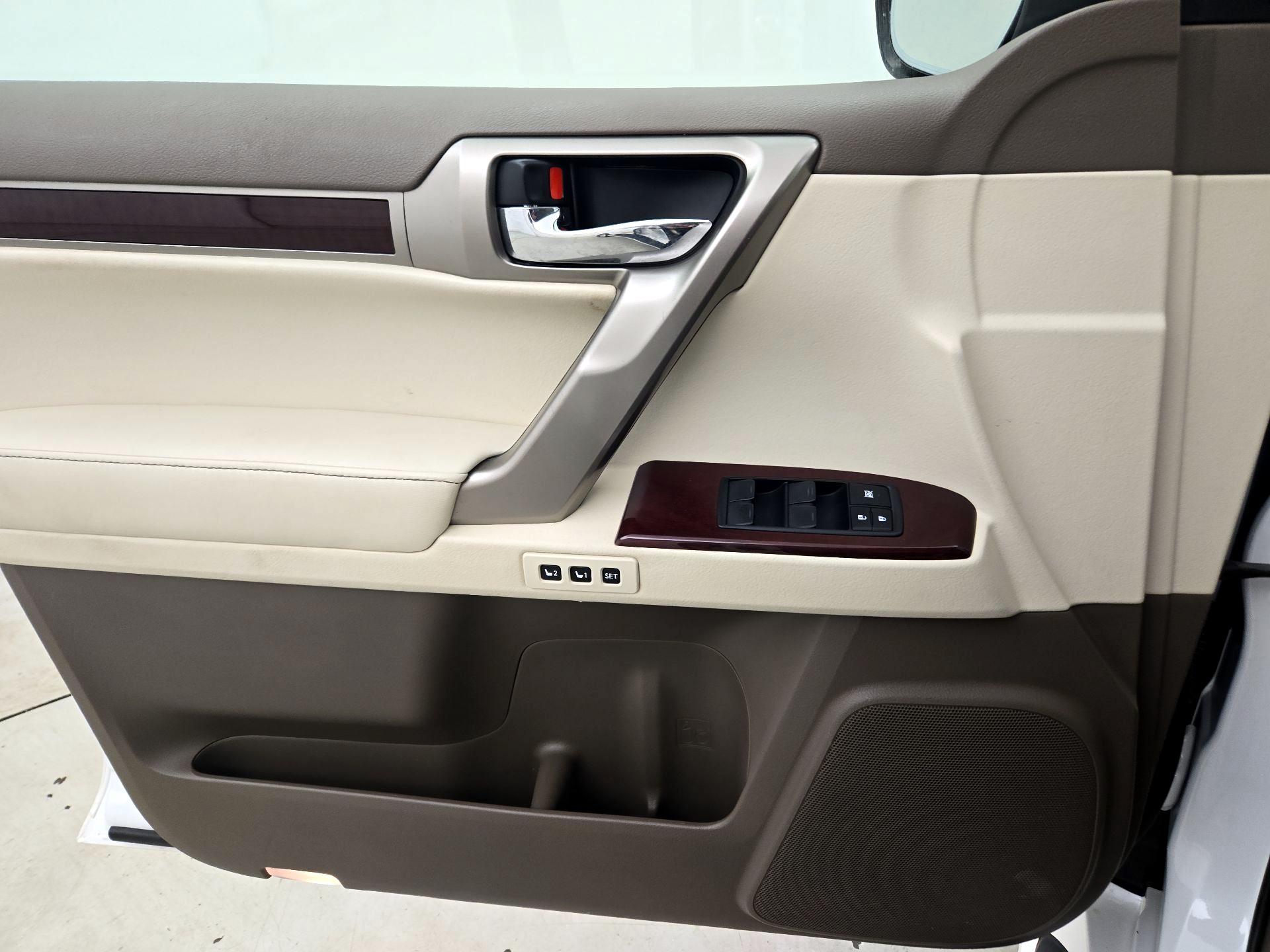 Thumbnail: 2018 Lexus GX - 12