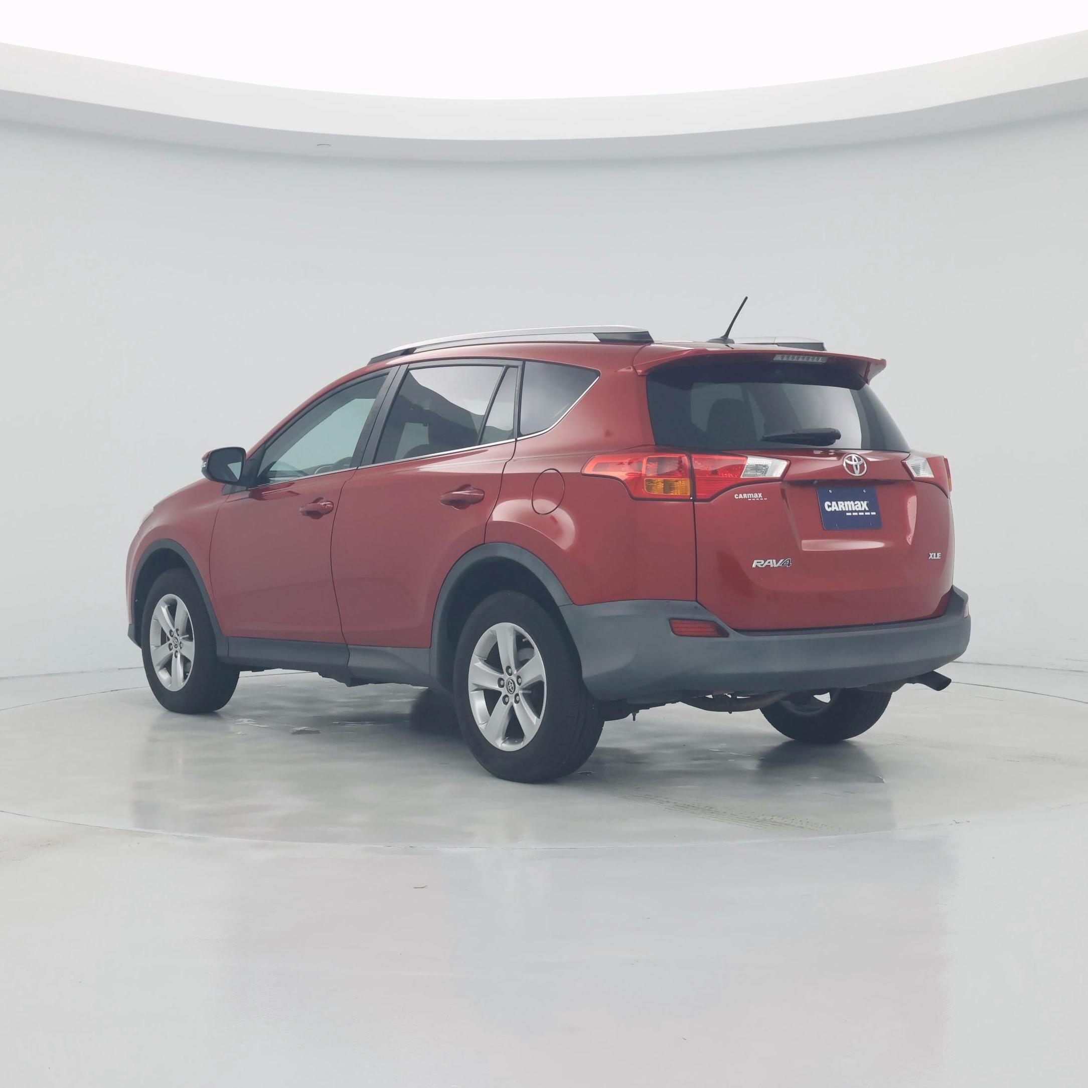 Thumbnail: 2015 Toyota RAV4 - 2