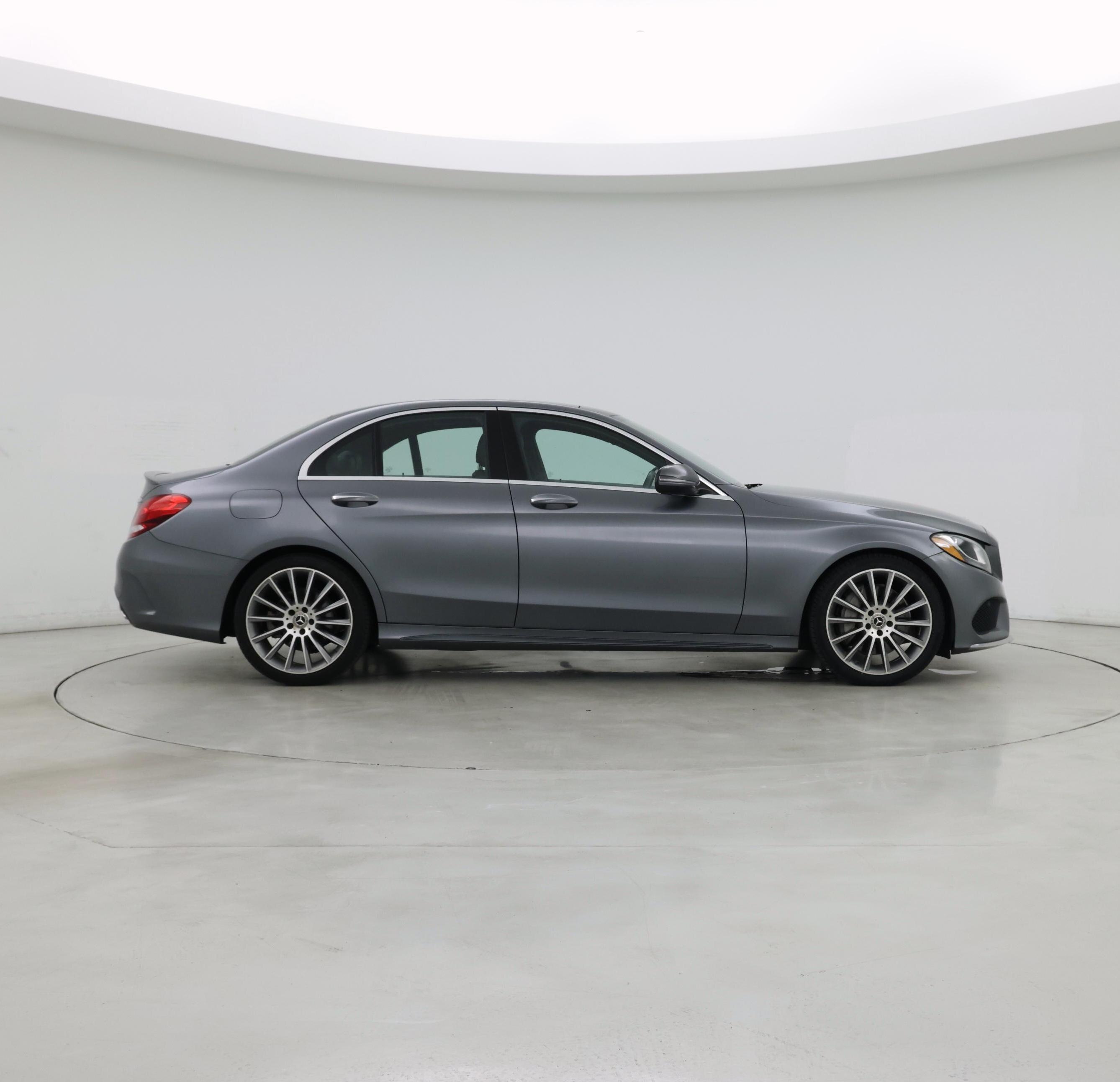 Thumbnail: 2017 Mercedes-Benz C-Class - 7