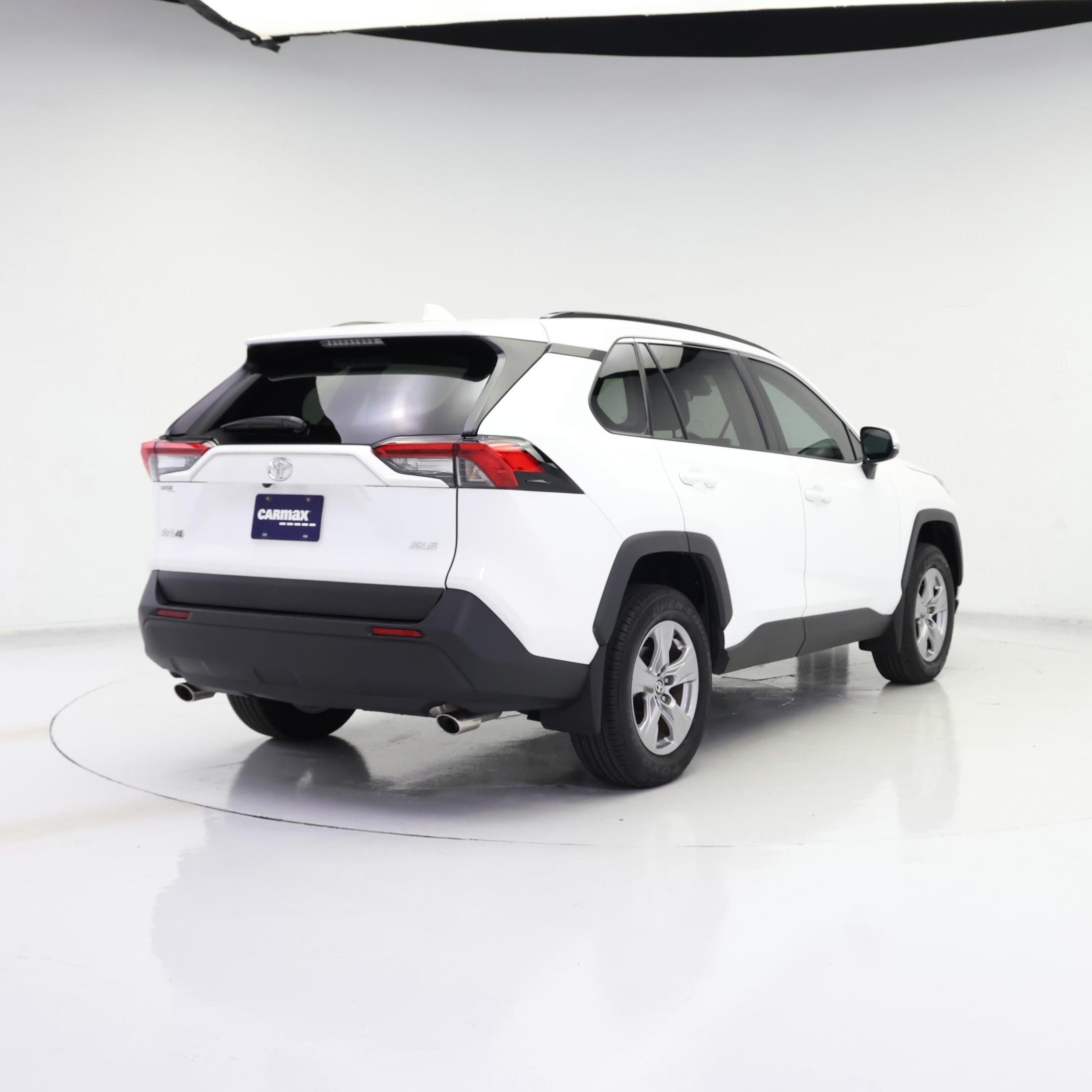 Thumbnail: 2025 Toyota RAV4 - 8