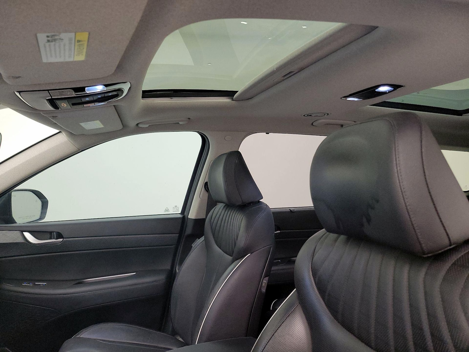 Sunroof(s) & Skylight(s)