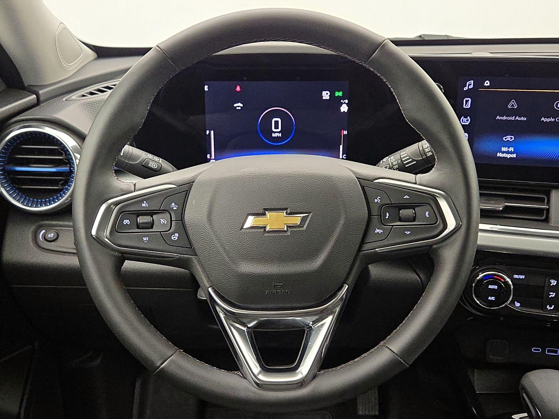 Thumbnail: 2025 Chevrolet Trax - 10