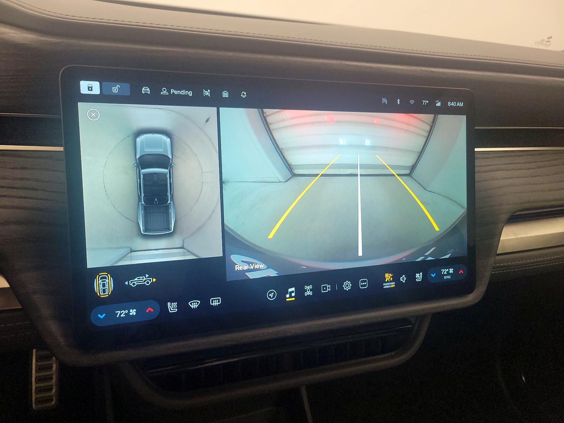 Thumbnail: 2022 Rivian R1T - 11