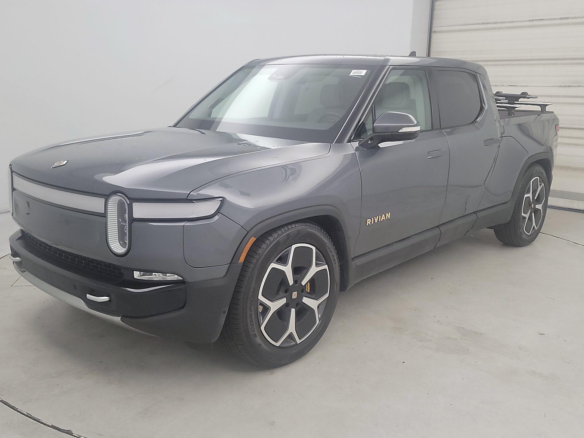 Thumbnail: 2022 Rivian R1T - 3