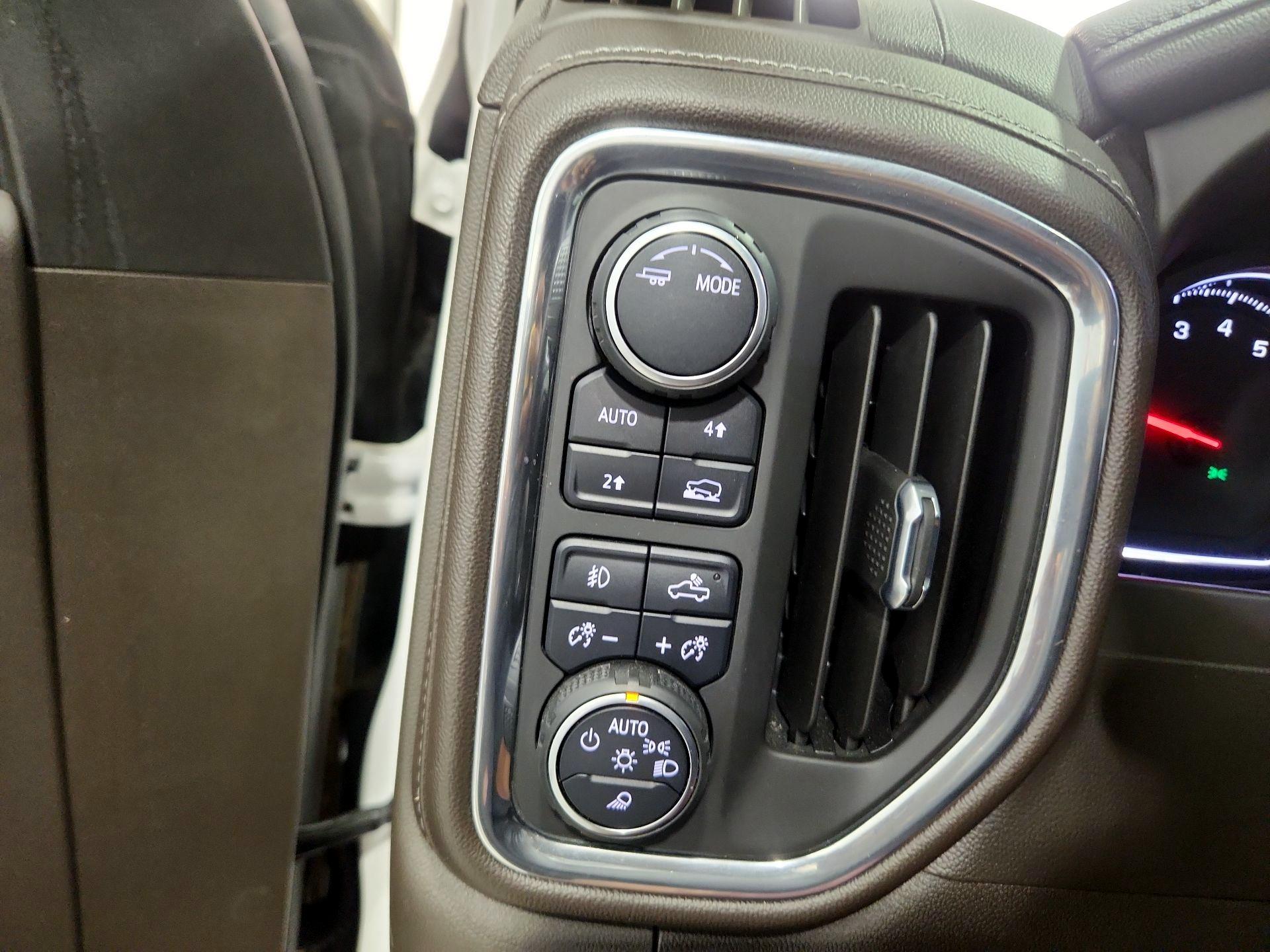 Thumbnail: 2020 Chevrolet Silverado 1500 - 13