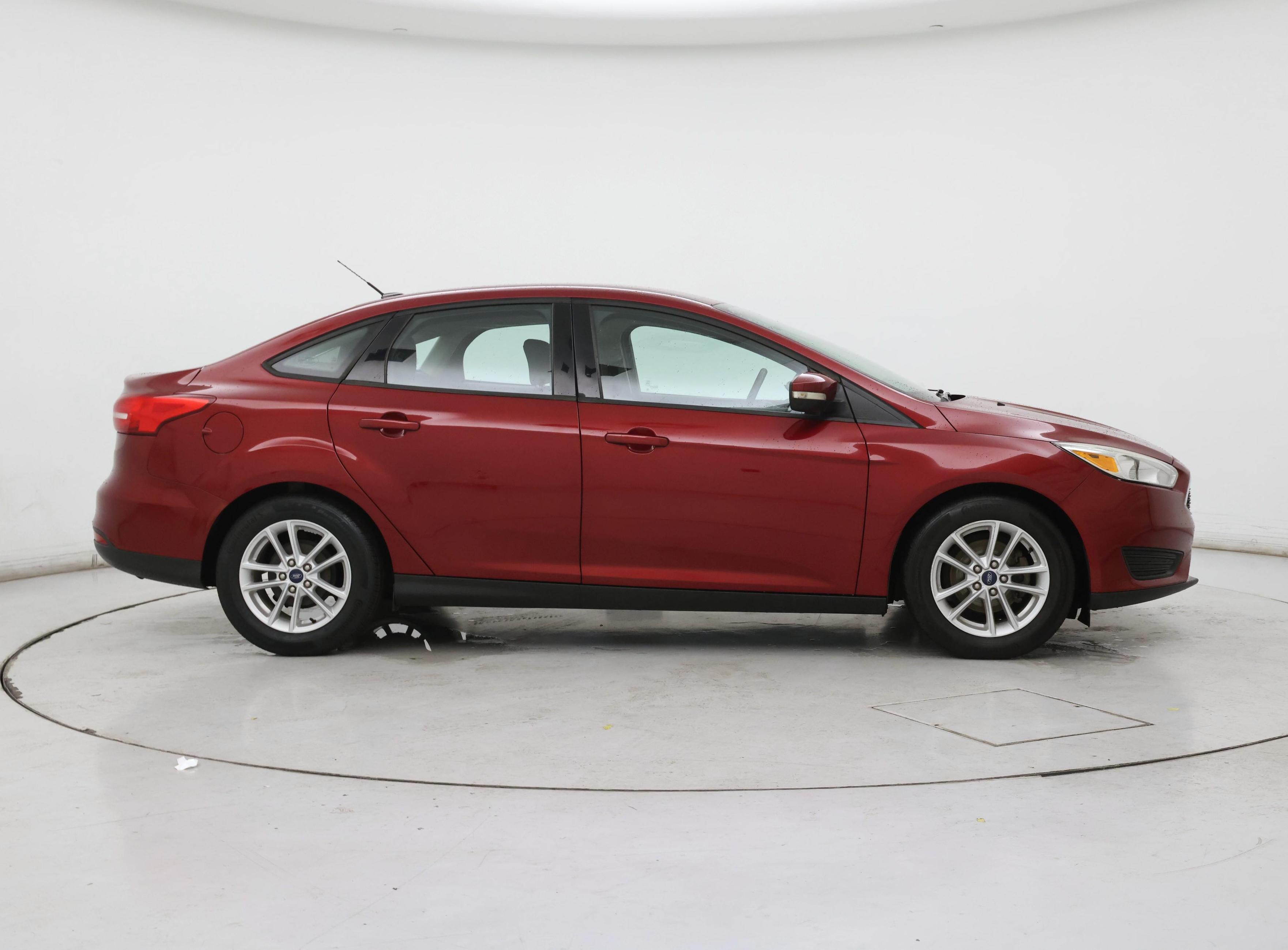 Thumbnail: 2017 Ford Focus - 7