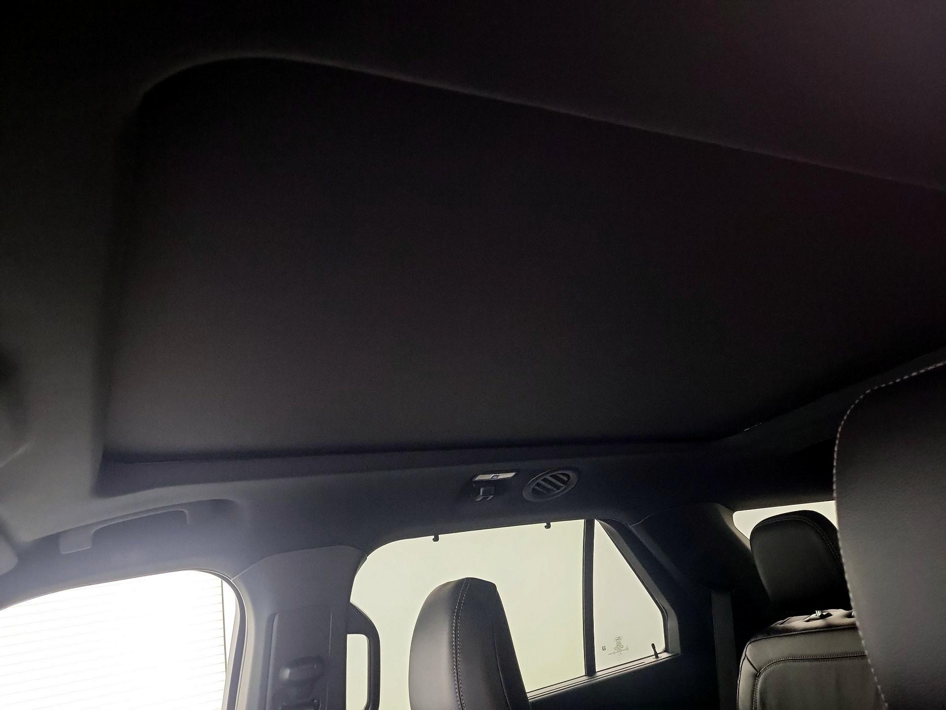Thumbnail: 2020 Ford Explorer - 20