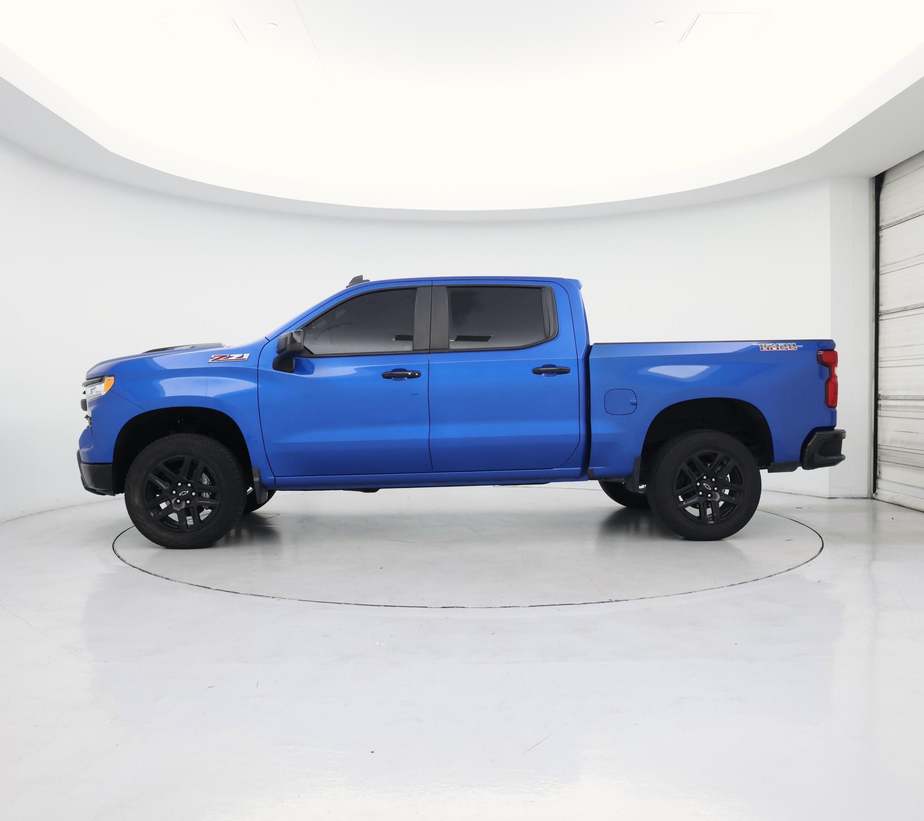 Thumbnail: 2023 Chevrolet Silverado 1500 - 3