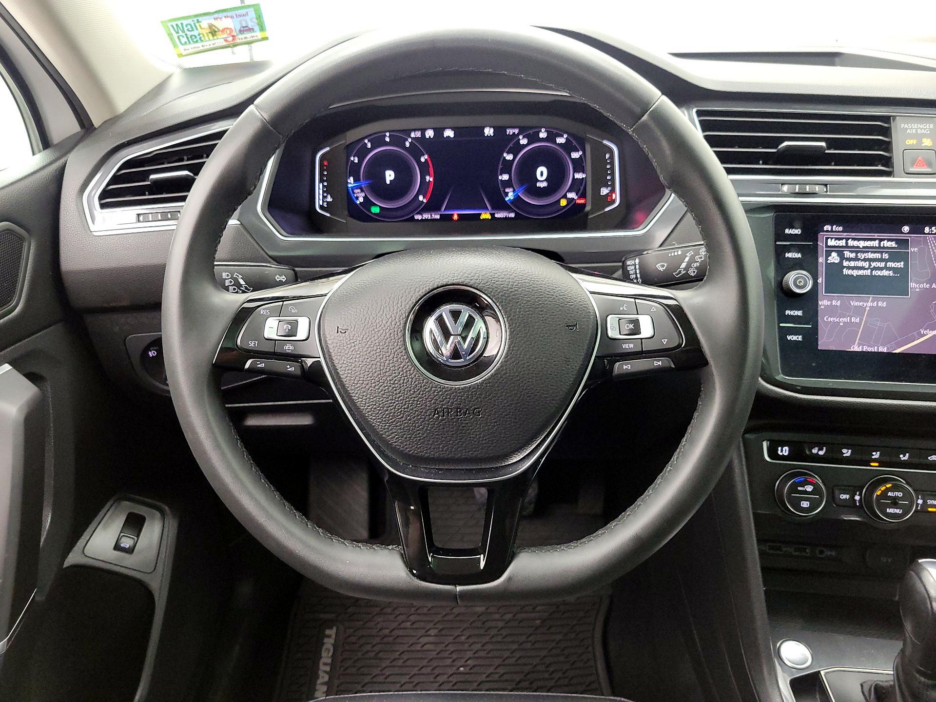 Thumbnail: 2020 Volkswagen Tiguan - 10