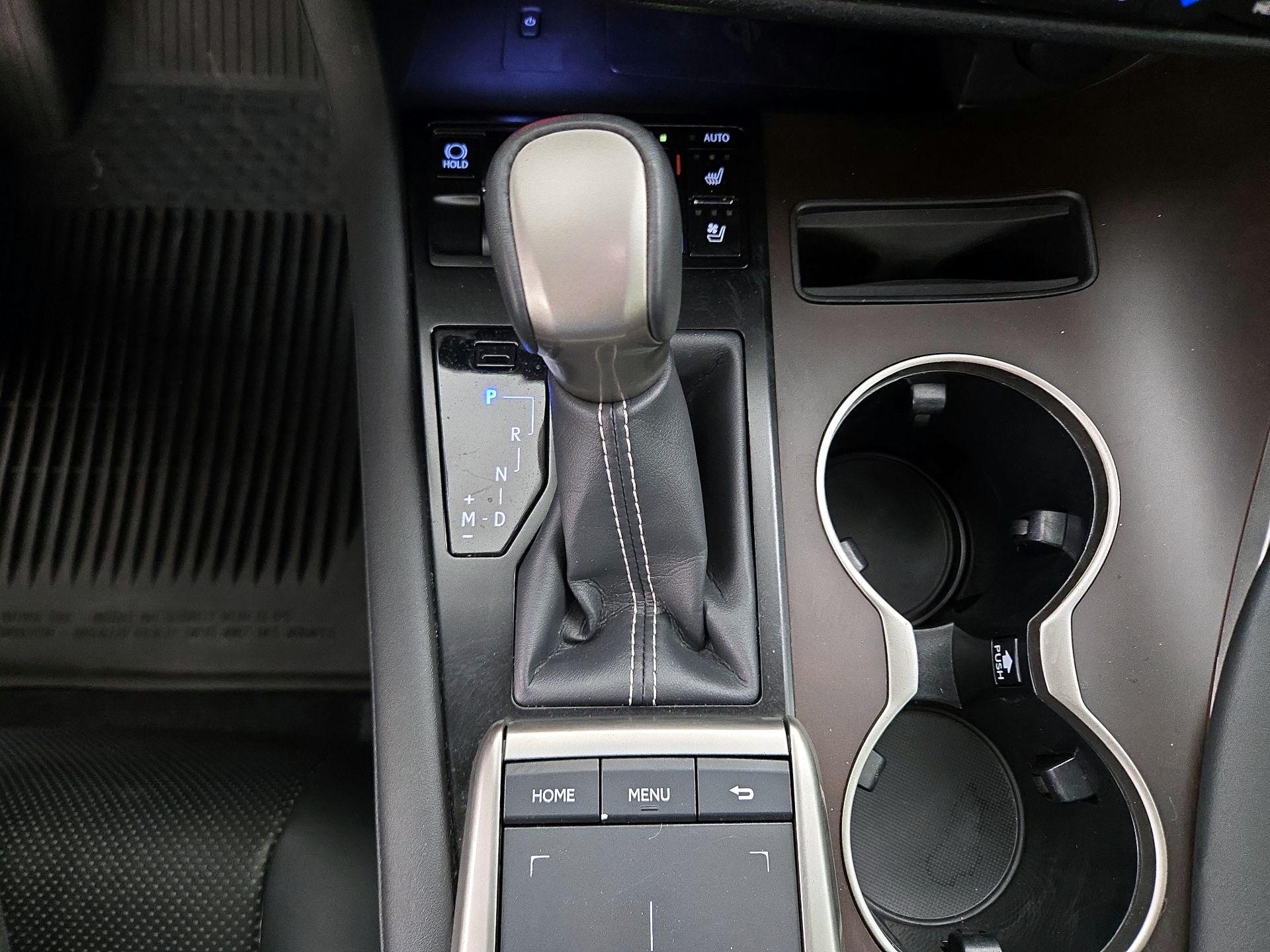 Thumbnail: 2022 Lexus RX - 17