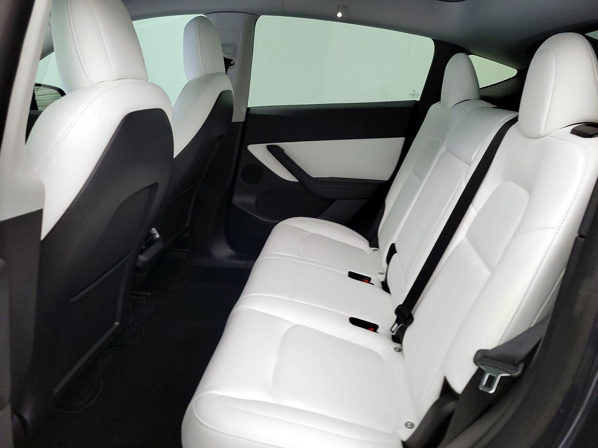 Thumbnail: 2021 Tesla Model Y - 19