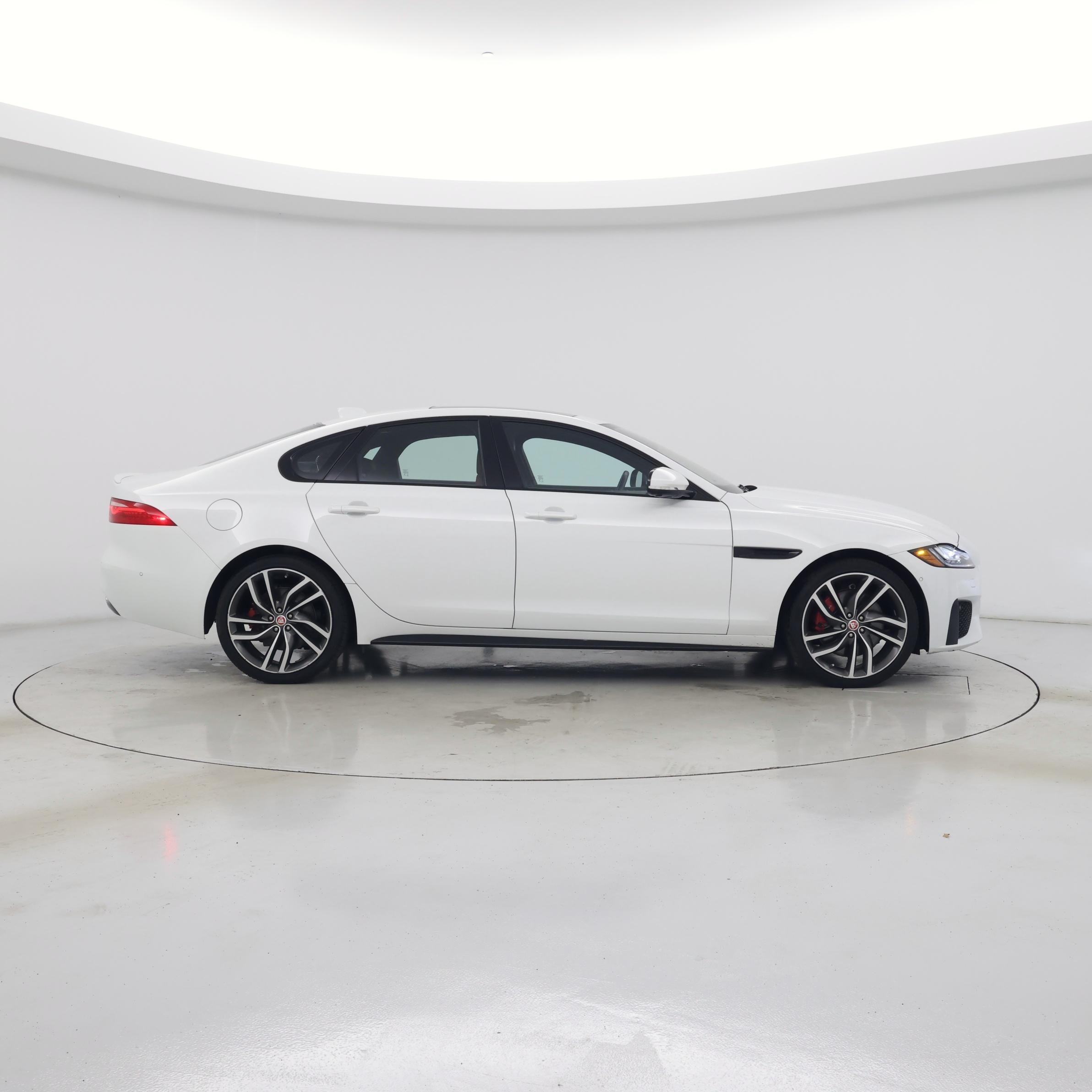 Thumbnail: 2020 Jaguar XF - 7