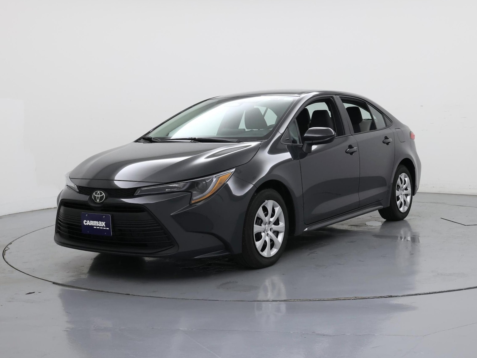 2025 Toyota Corolla LE - Photo 5