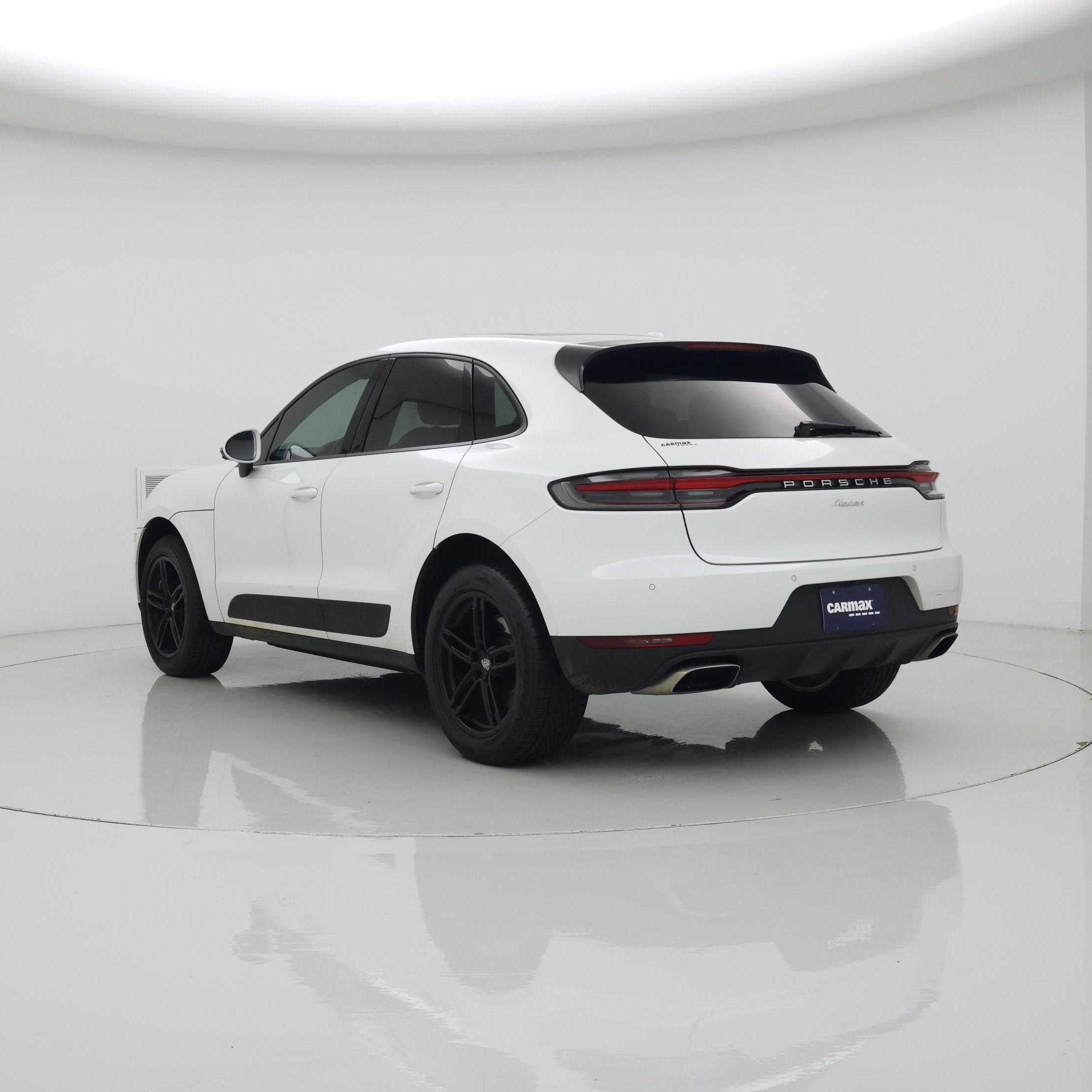 Thumbnail: 2021 Porsche Macan - 2