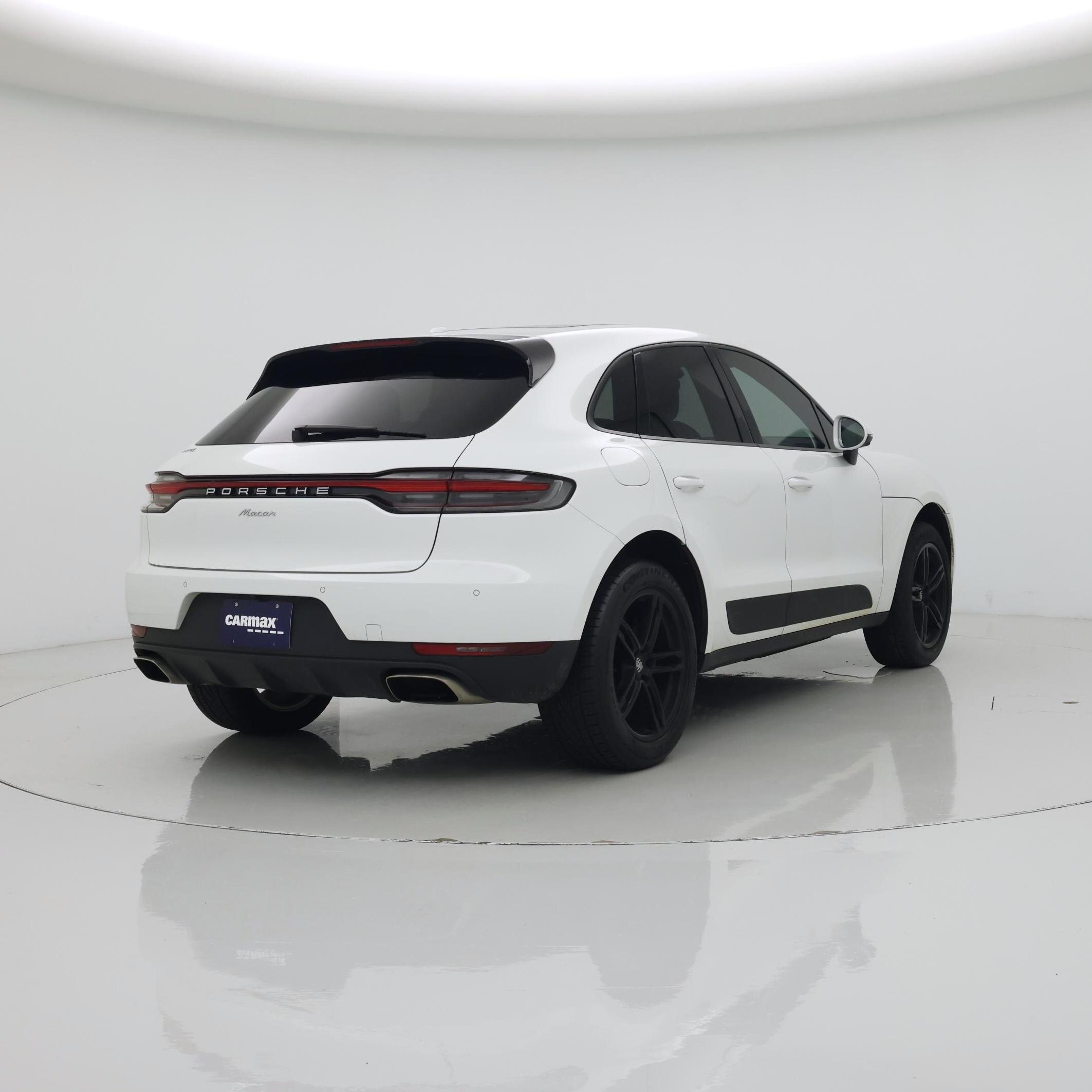 Thumbnail: 2021 Porsche Macan - 8