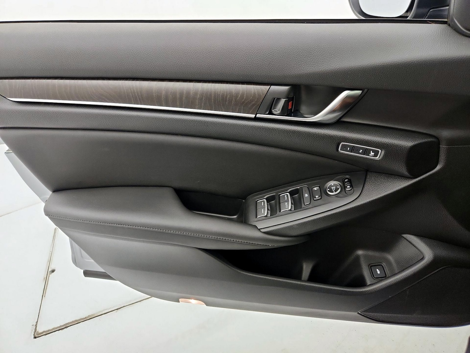 2019 Honda Accord Hybrid EX-L - Photo 13