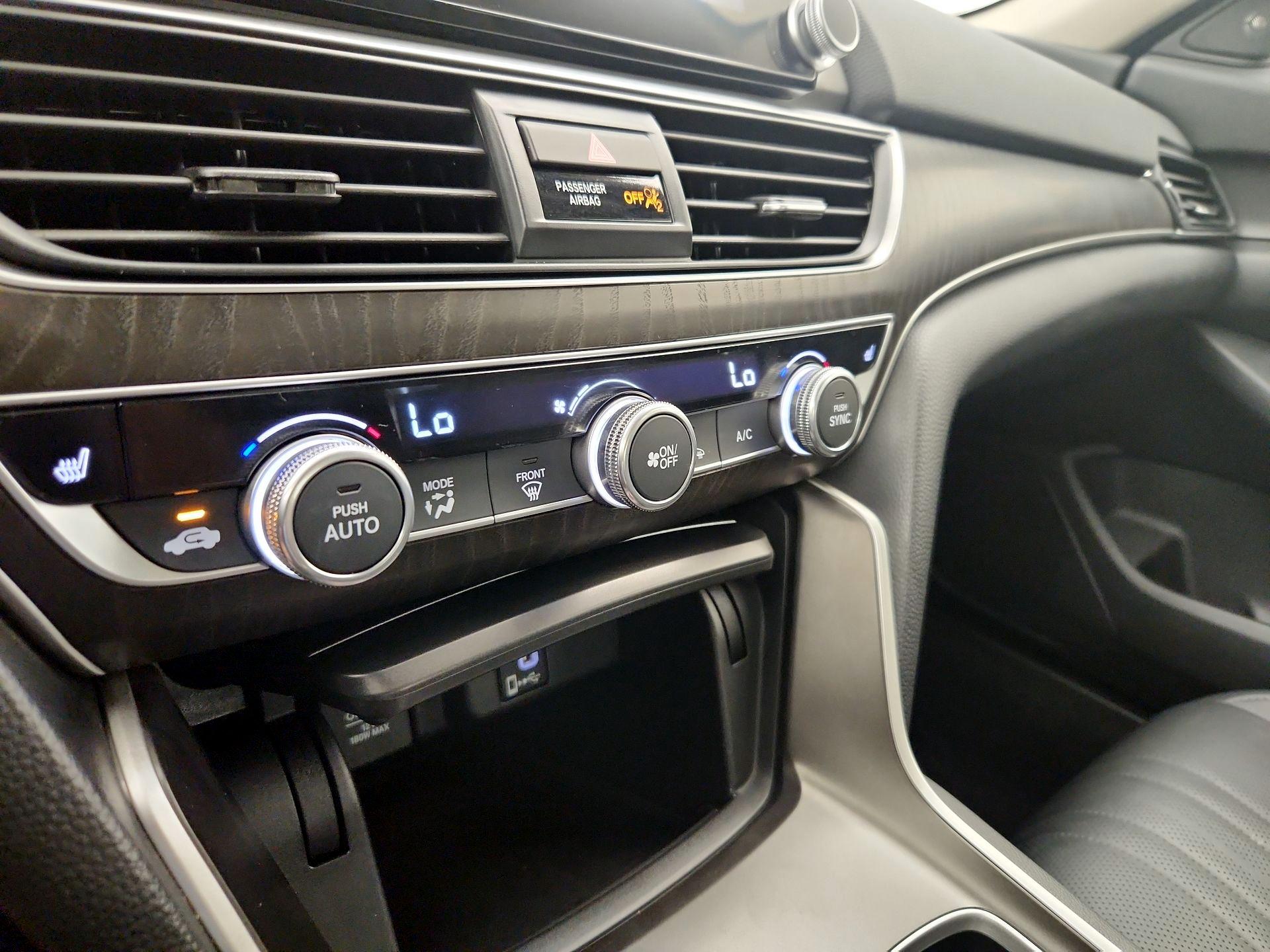Thumbnail: 2019 Honda Accord - 16