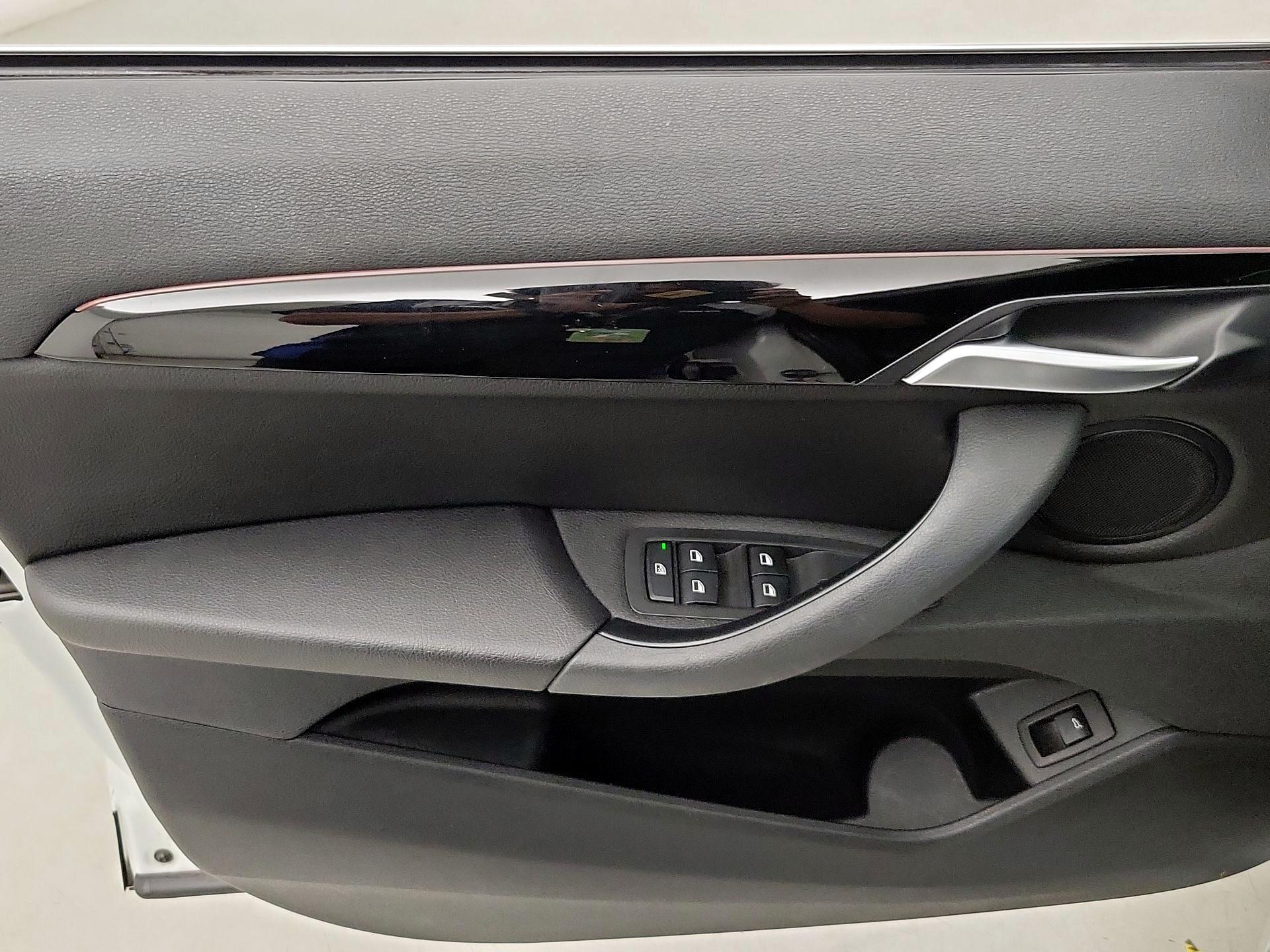 Thumbnail: 2018 BMW X1 - 12