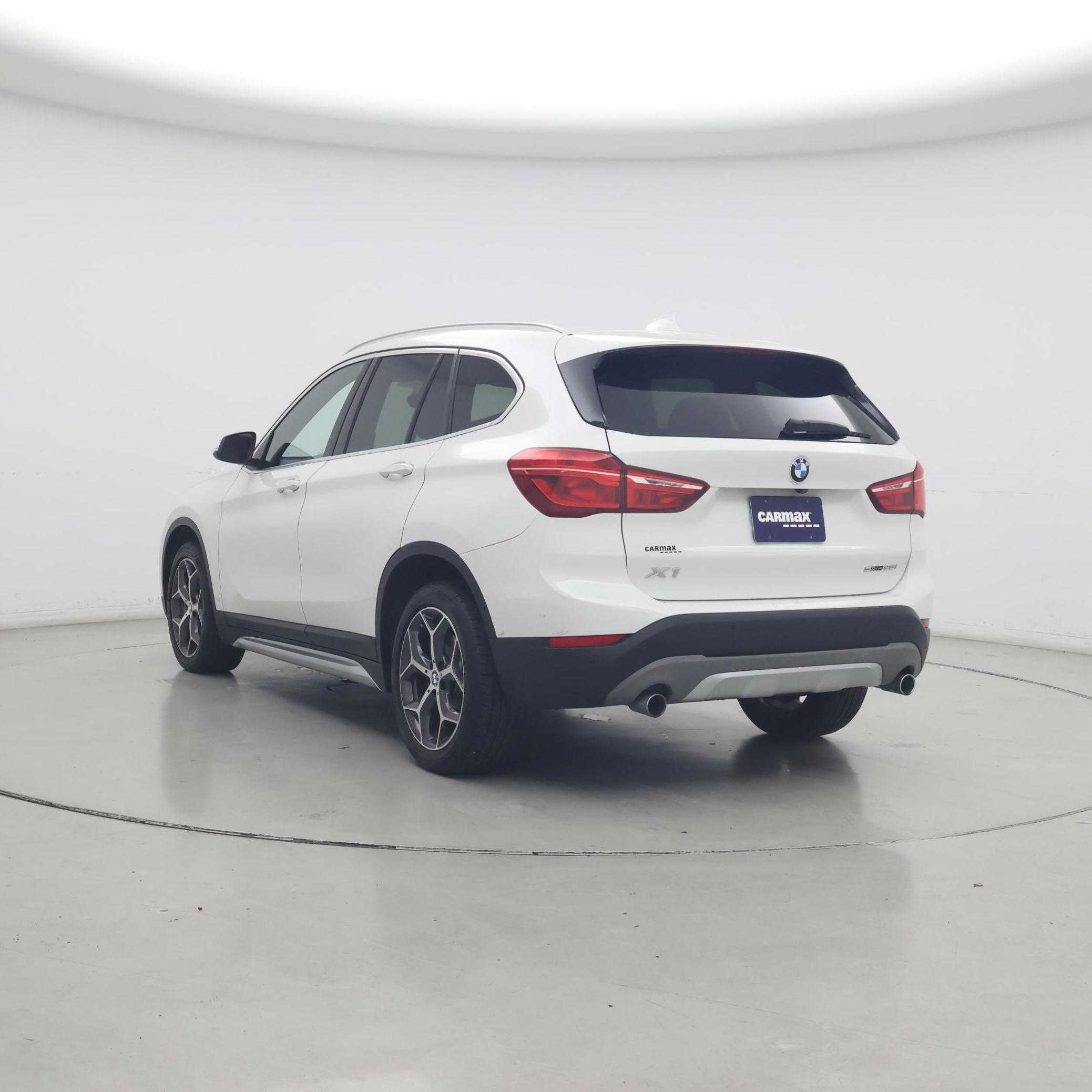 Thumbnail: 2018 BMW X1 - 2