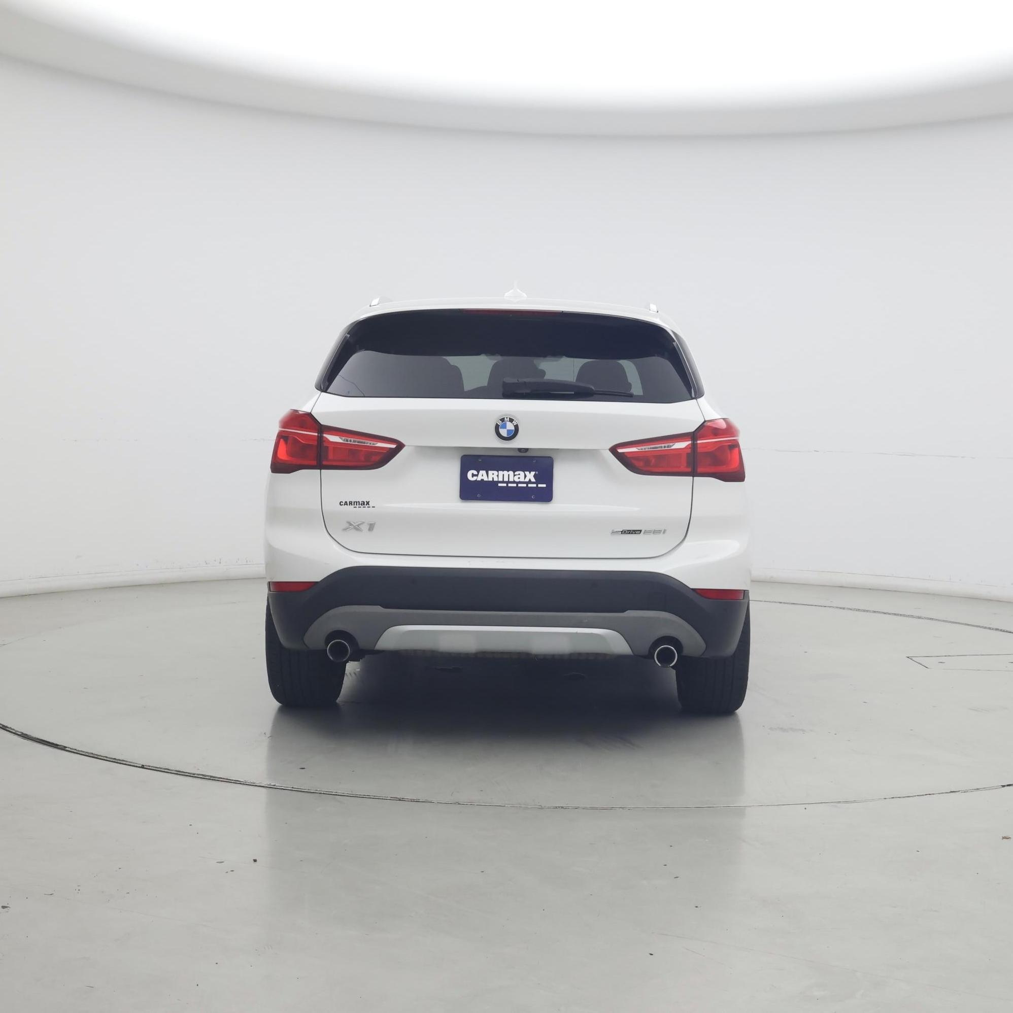 Thumbnail: 2018 BMW X1 - 6