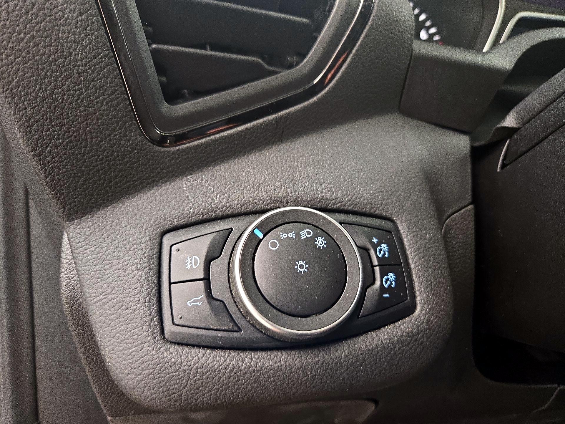 Thumbnail: 2017 Ford Escape - 13