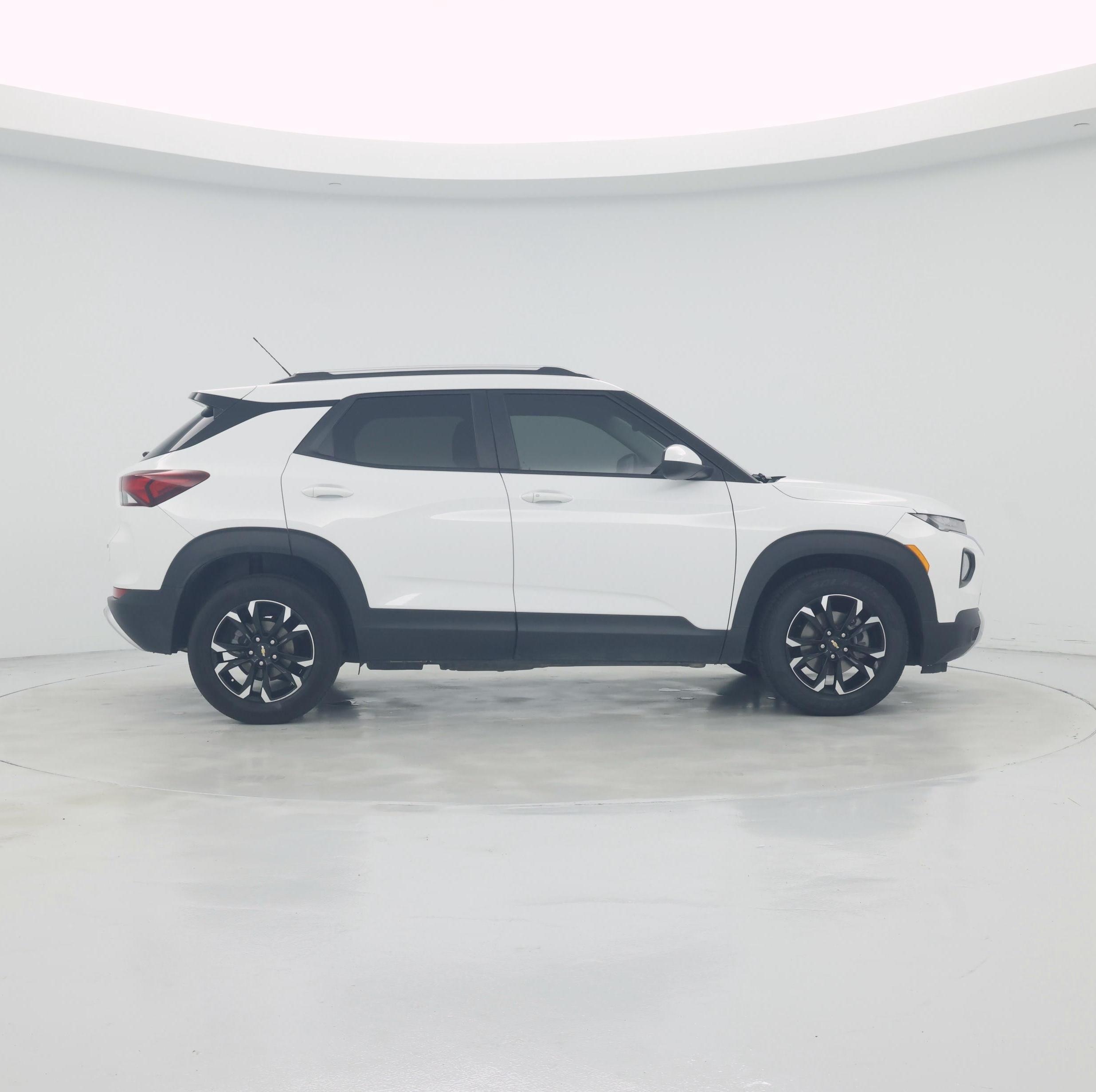 Thumbnail: 2023 Chevrolet TrailBlazer - 7