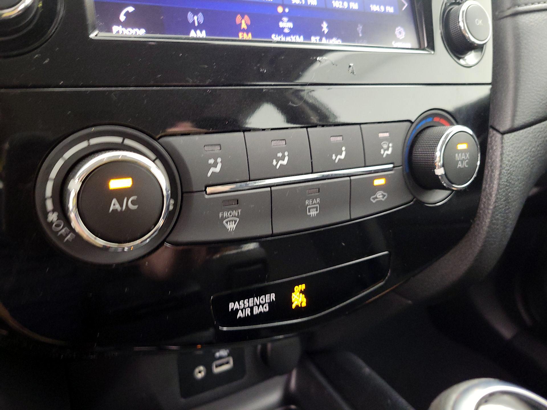 Thumbnail: 2019 Nissan Rogue - 17